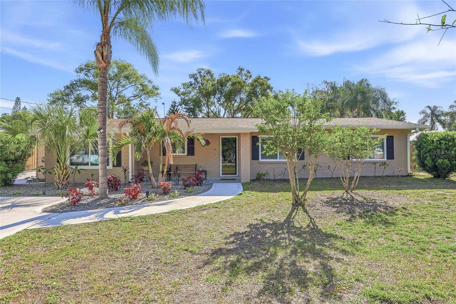 Details for 12109 Forest Hills Drive, TAMPA, FL 33612