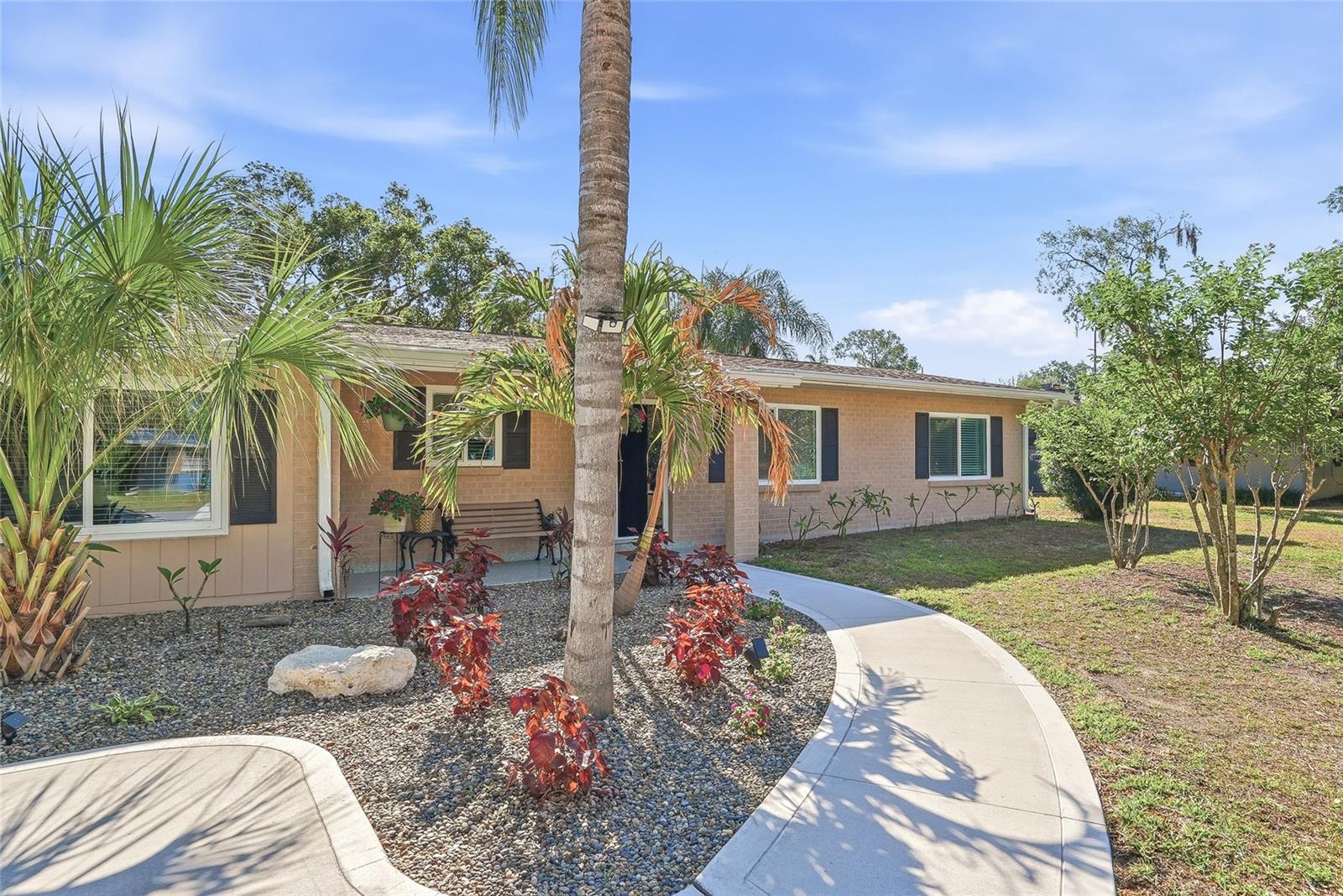 Image 16 of 67 For 12109 Forest Hills Drive