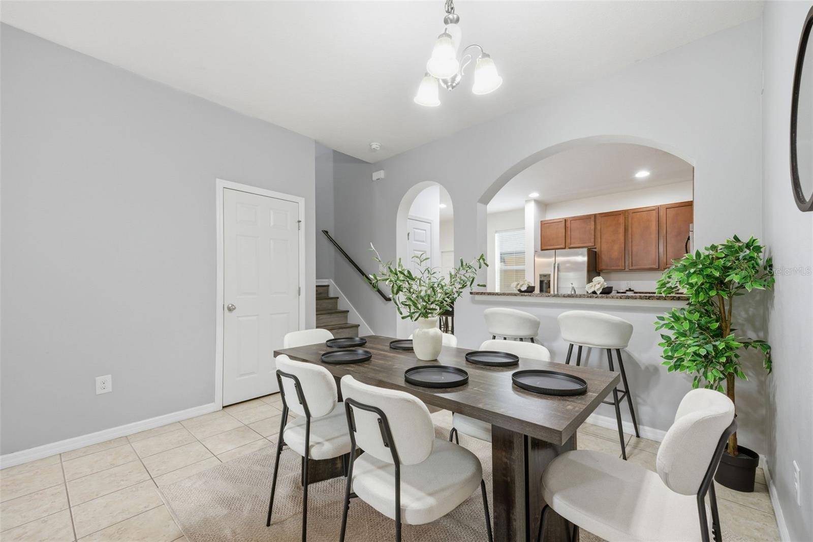 Image 15 of 40 For 14150 Oakham Street