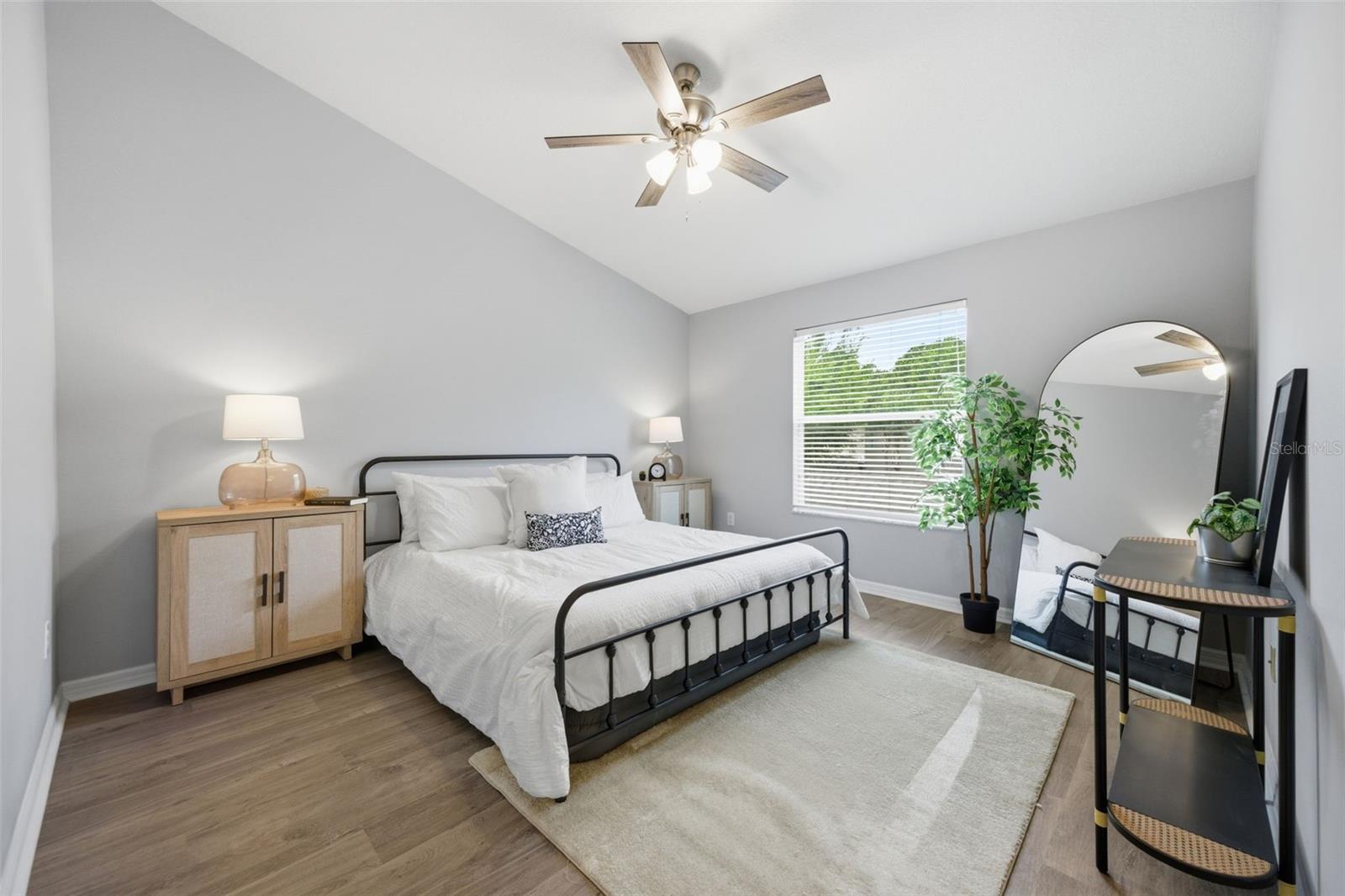 Image 19 of 40 For 14150 Oakham Street