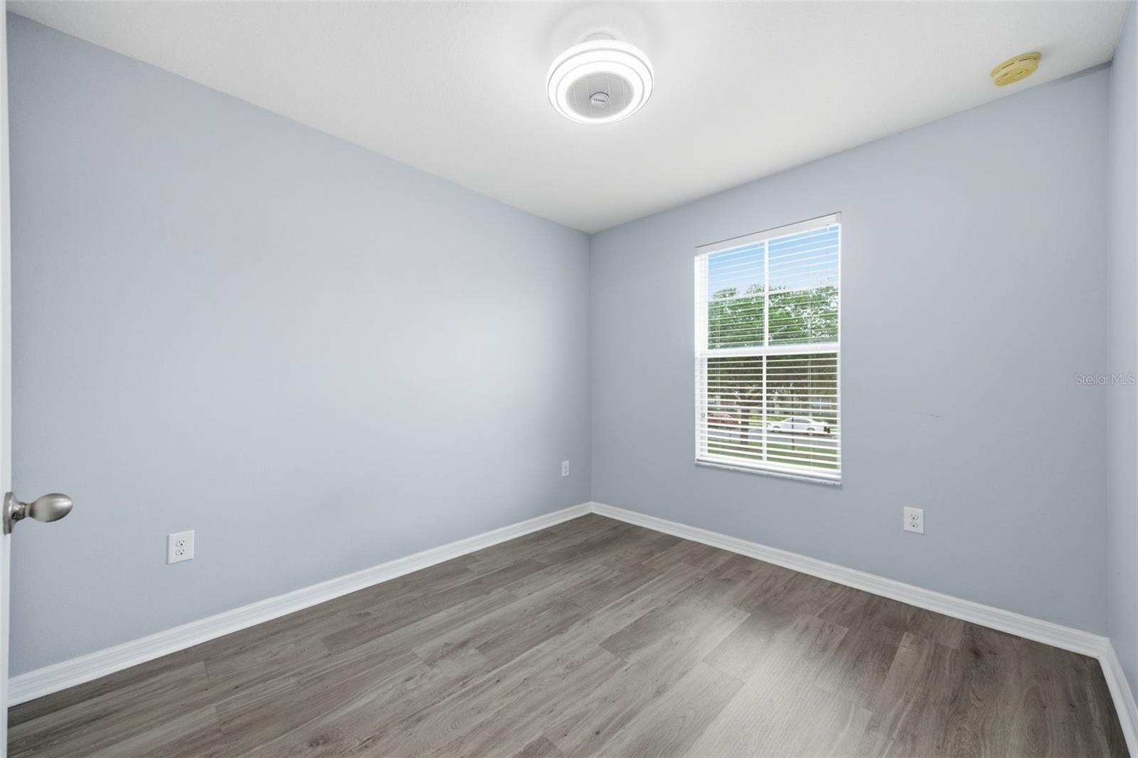Image 21 of 40 For 14150 Oakham Street