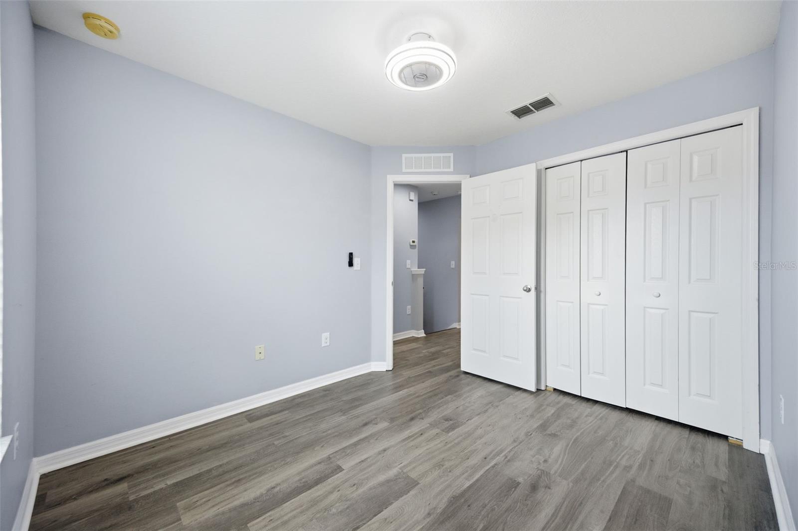 Image 22 of 40 For 14150 Oakham Street
