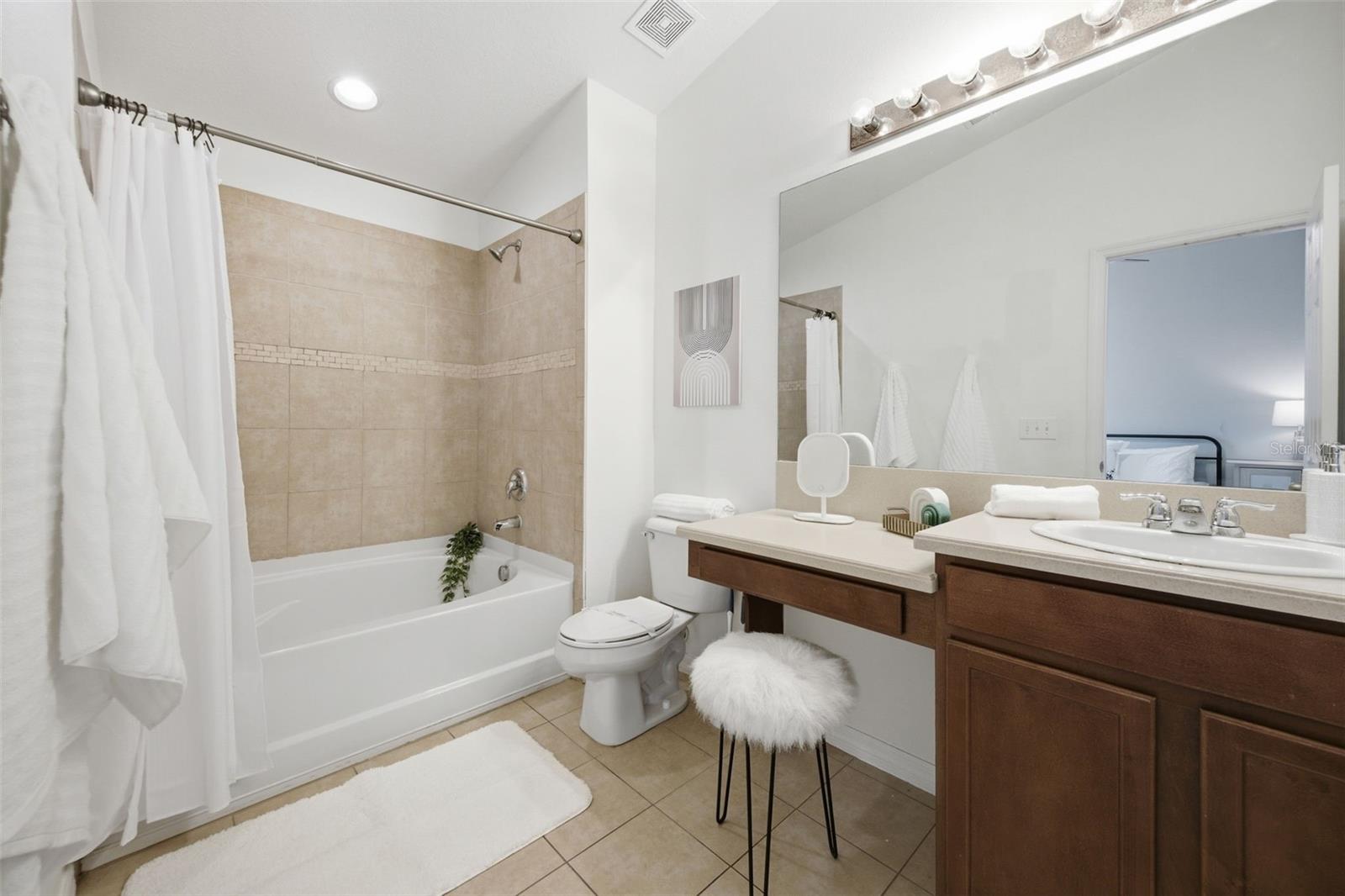 Image 30 of 40 For 14150 Oakham Street