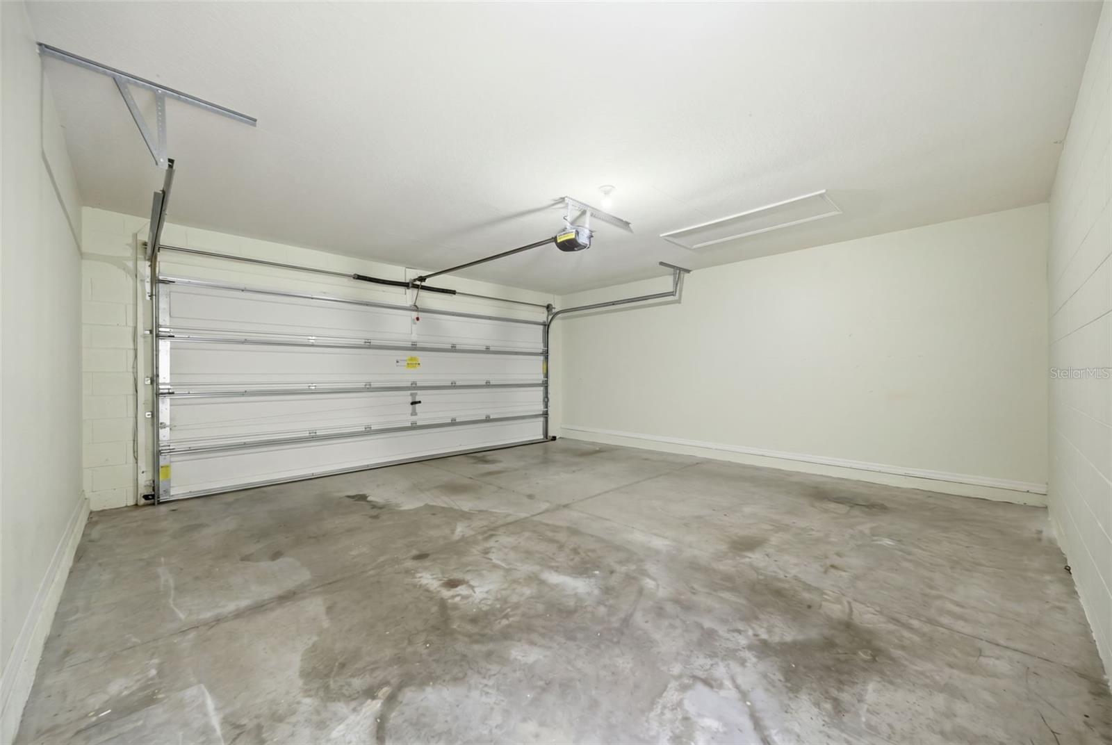 Image 40 of 40 For 14150 Oakham Street