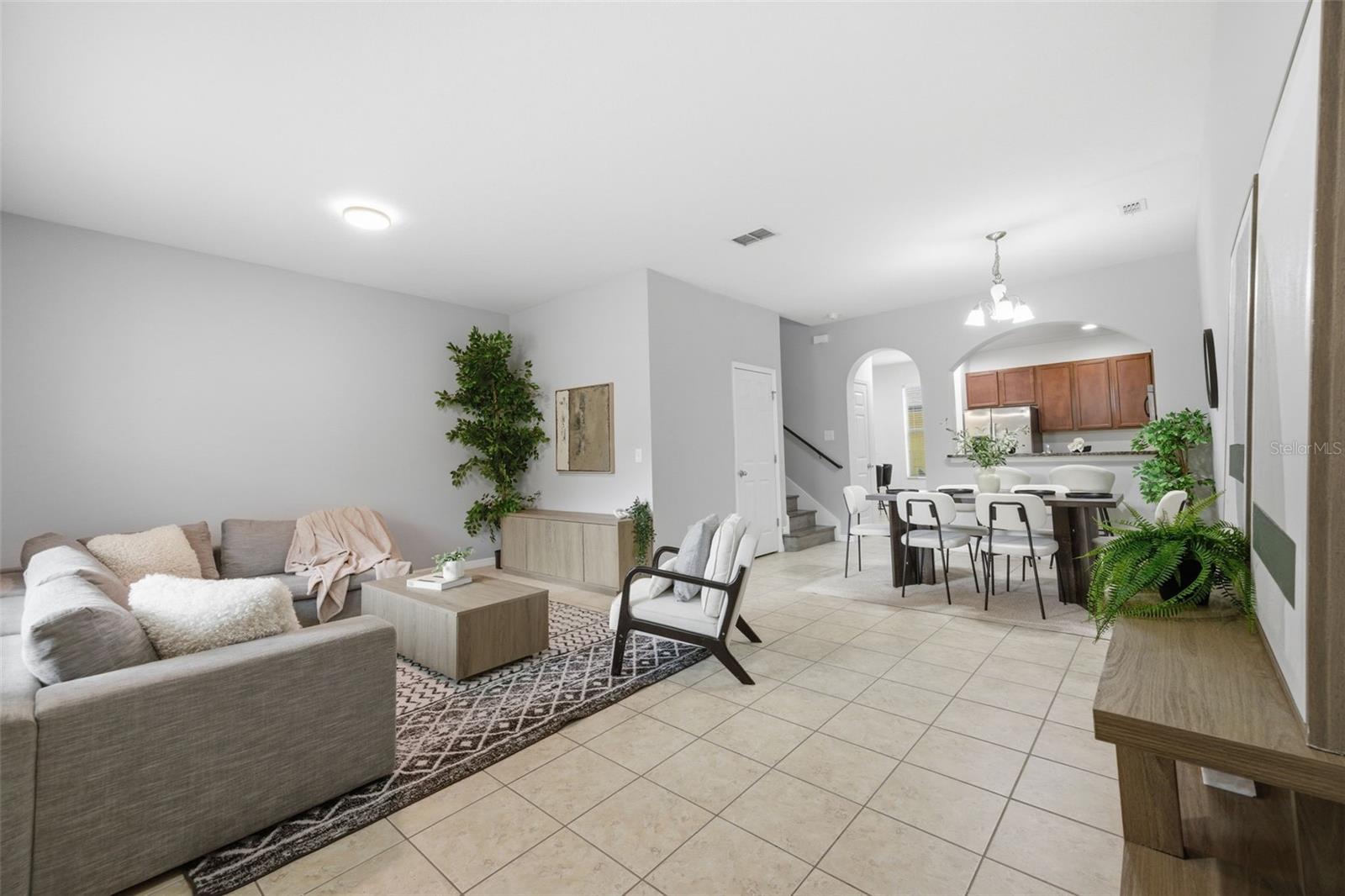 Image 5 of 40 For 14150 Oakham Street