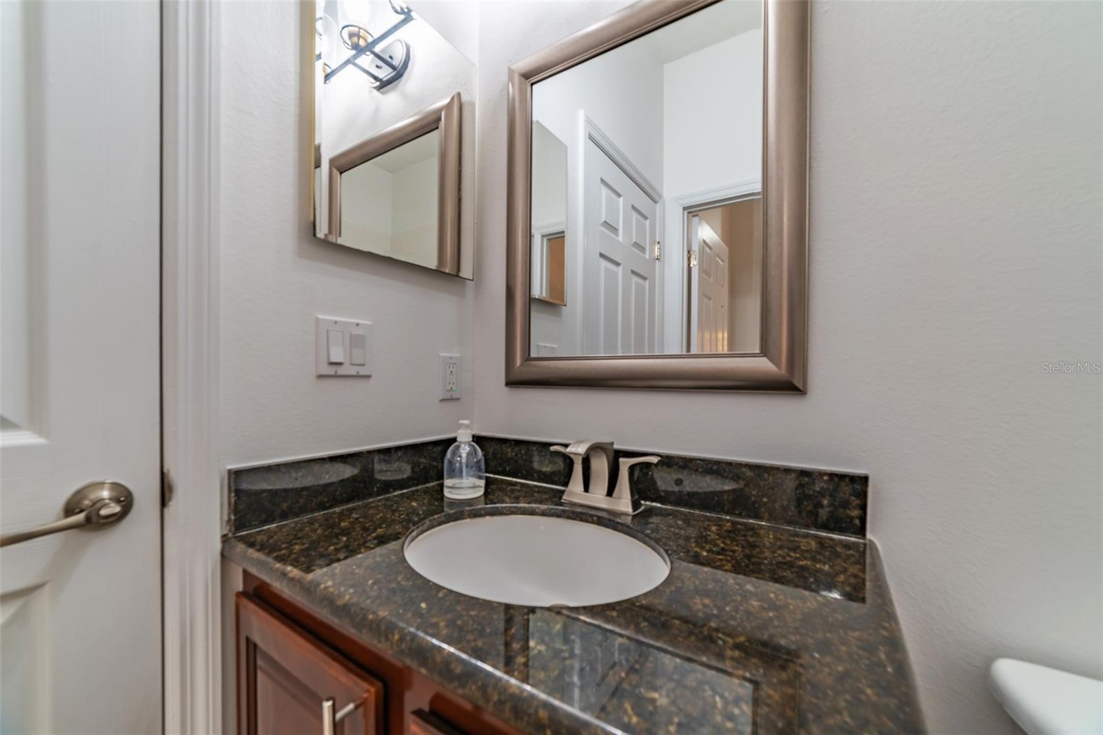 Image 24 of 48 For 528 Jasmine Way 528