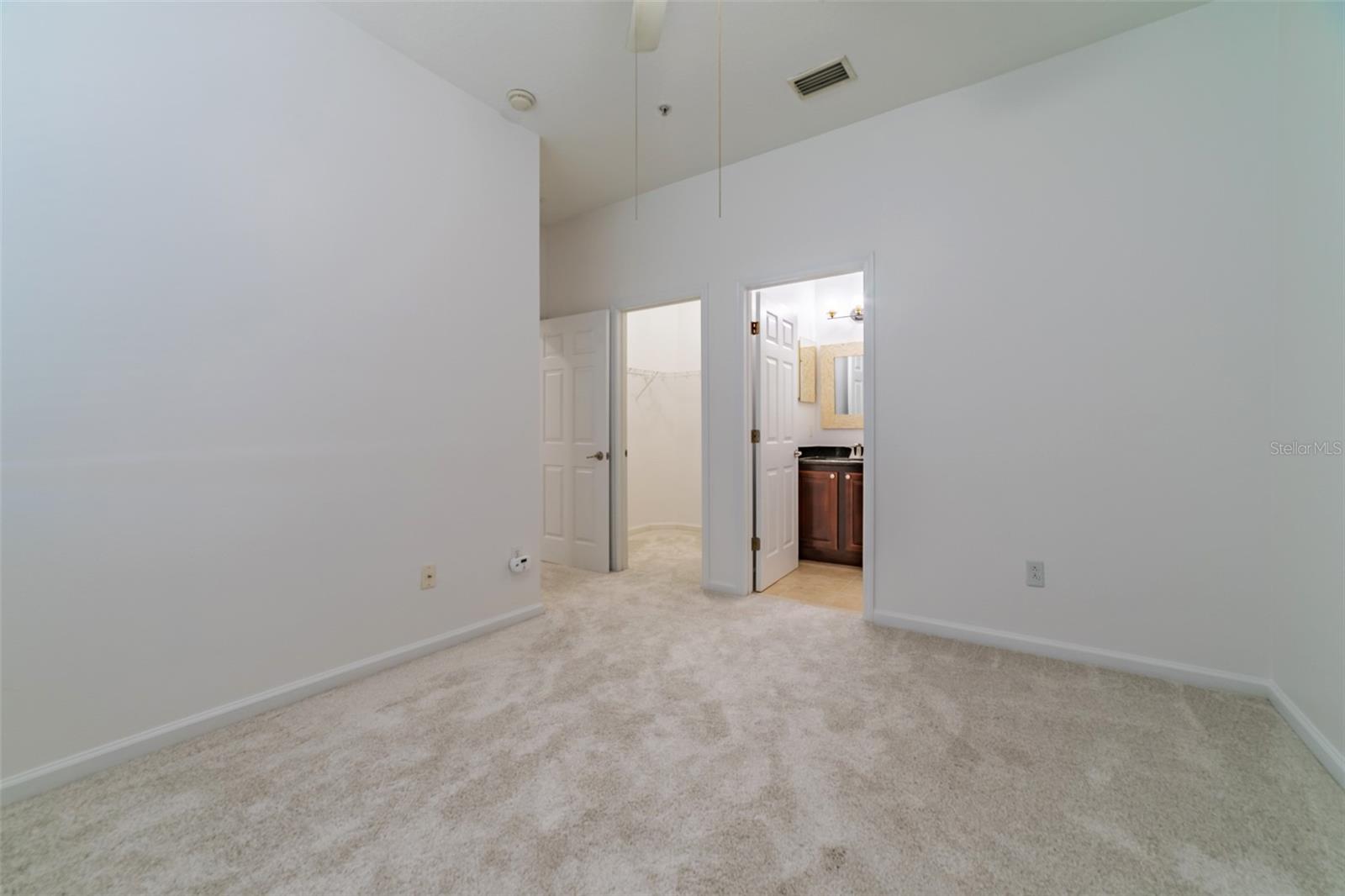 Image 37 of 48 For 528 Jasmine Way 528
