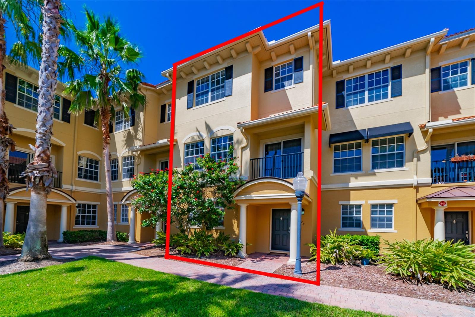 Image 4 of 48 For 528 Jasmine Way 528