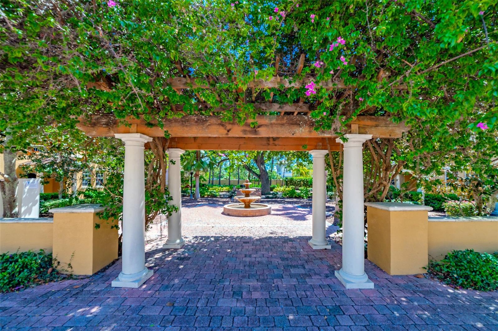 Image 9 of 48 For 528 Jasmine Way 528