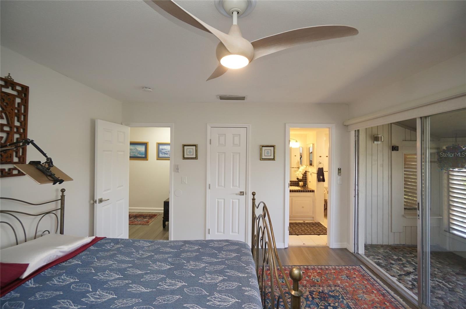Image 25 of 28 For 6325 Newtown Circle B5