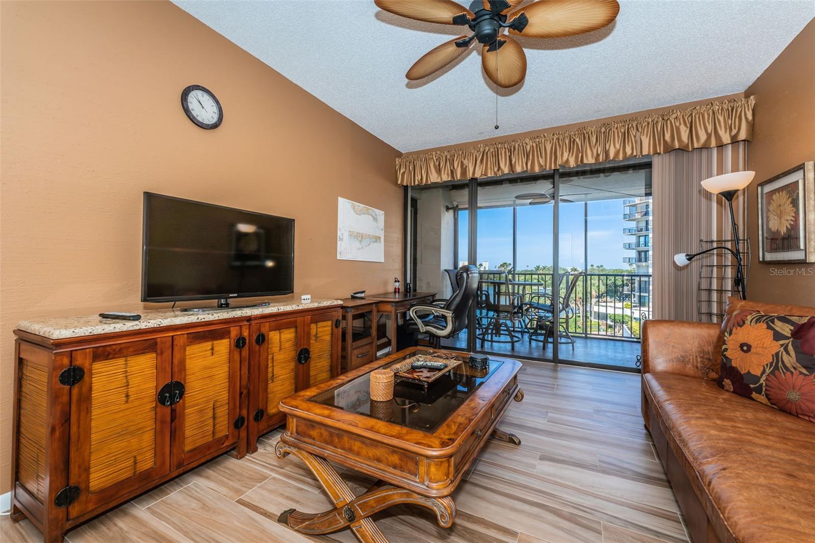Image 13 of 42 For 6 Belleview Boulevard 306