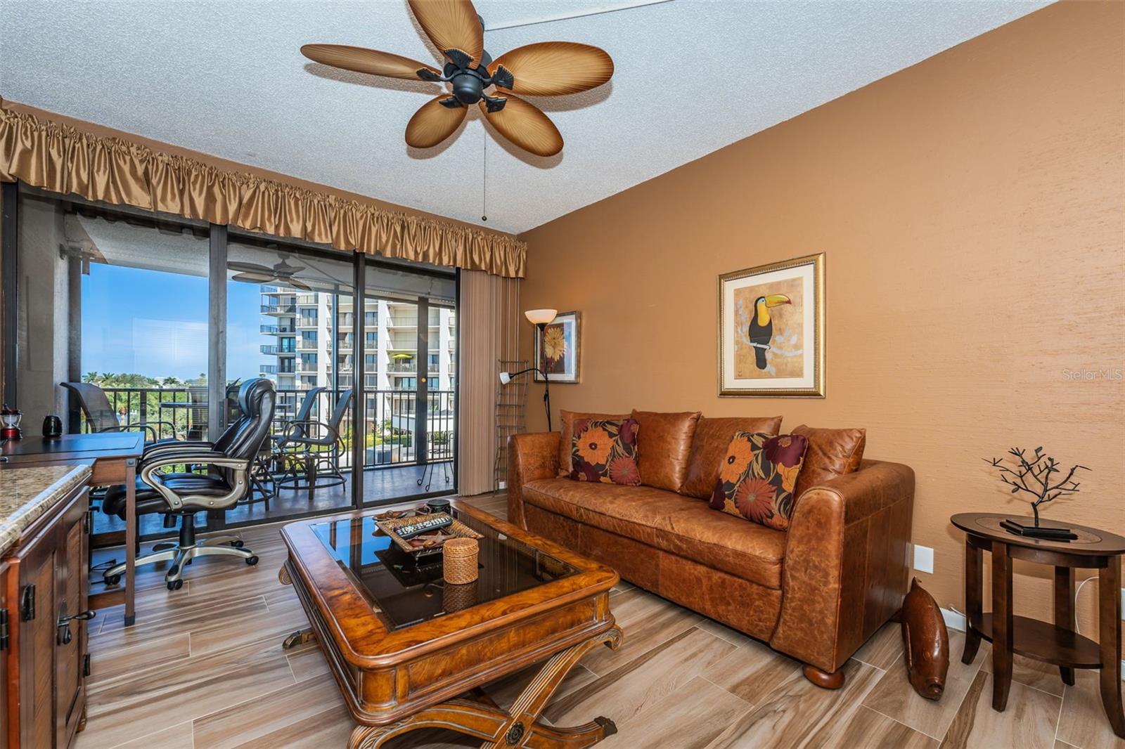 Image 14 of 42 For 6 Belleview Boulevard 306