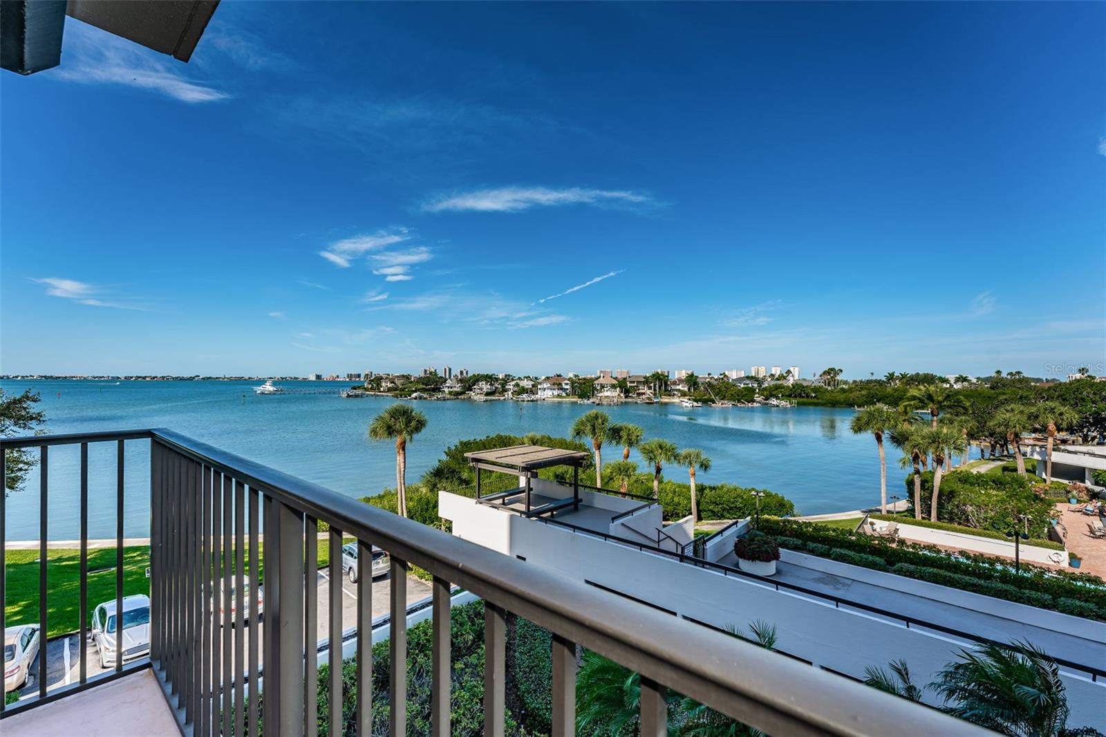 Image 2 of 42 For 6 Belleview Boulevard 306
