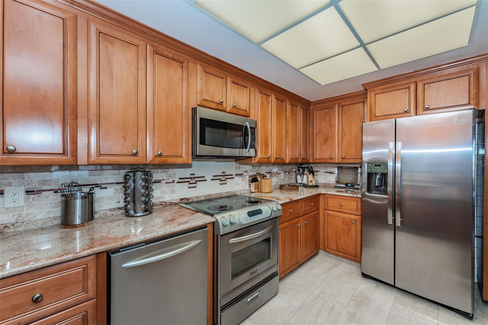Image 7 of 42 For 6 Belleview Boulevard 306