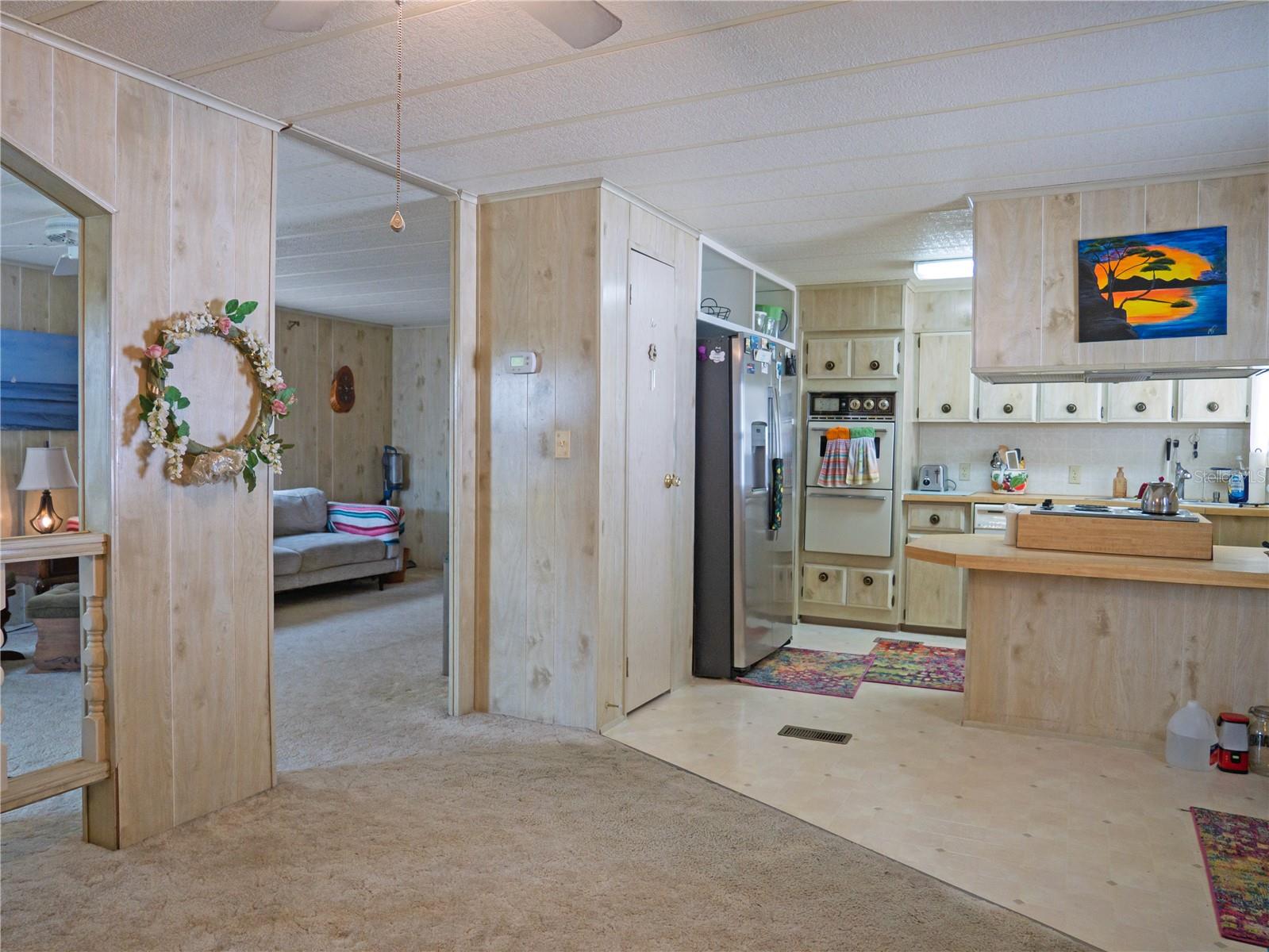 Image 12 of 40 For 12501 Ulmerton Road 122