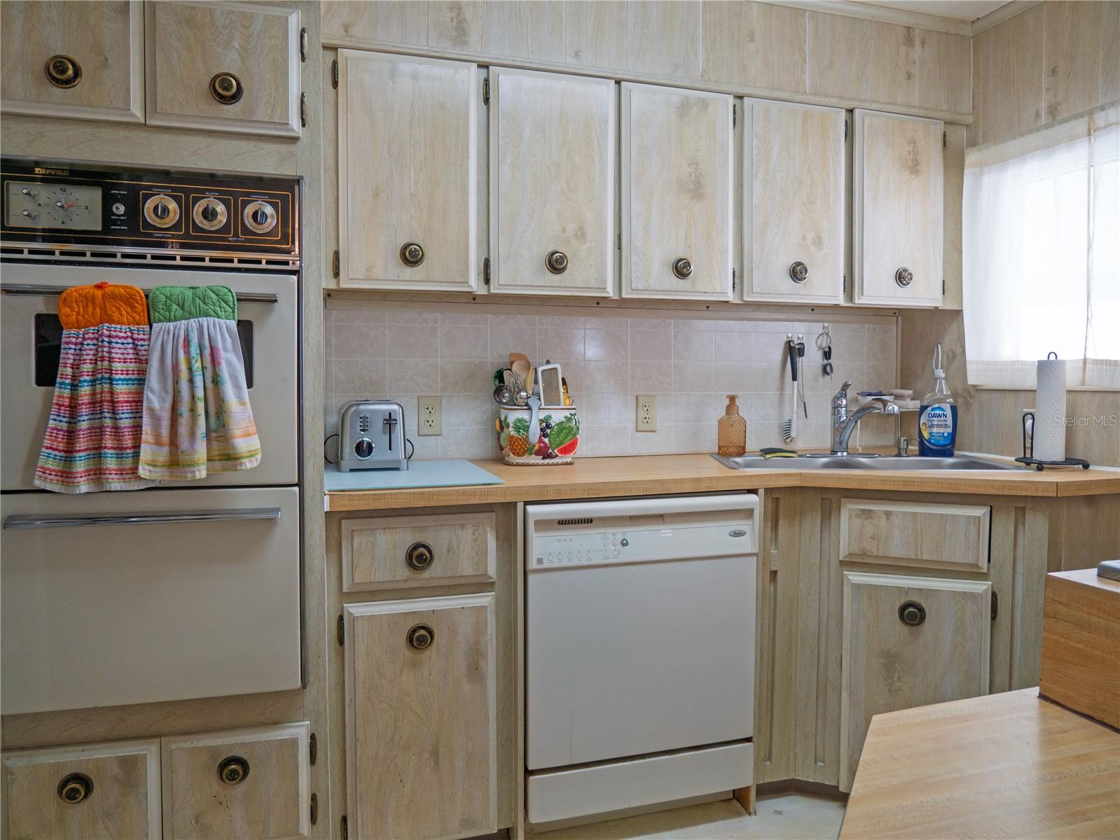 Image 15 of 40 For 12501 Ulmerton Road 122