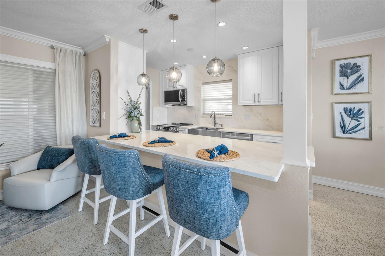 Image 12 of 60 For 52 Pine Circle