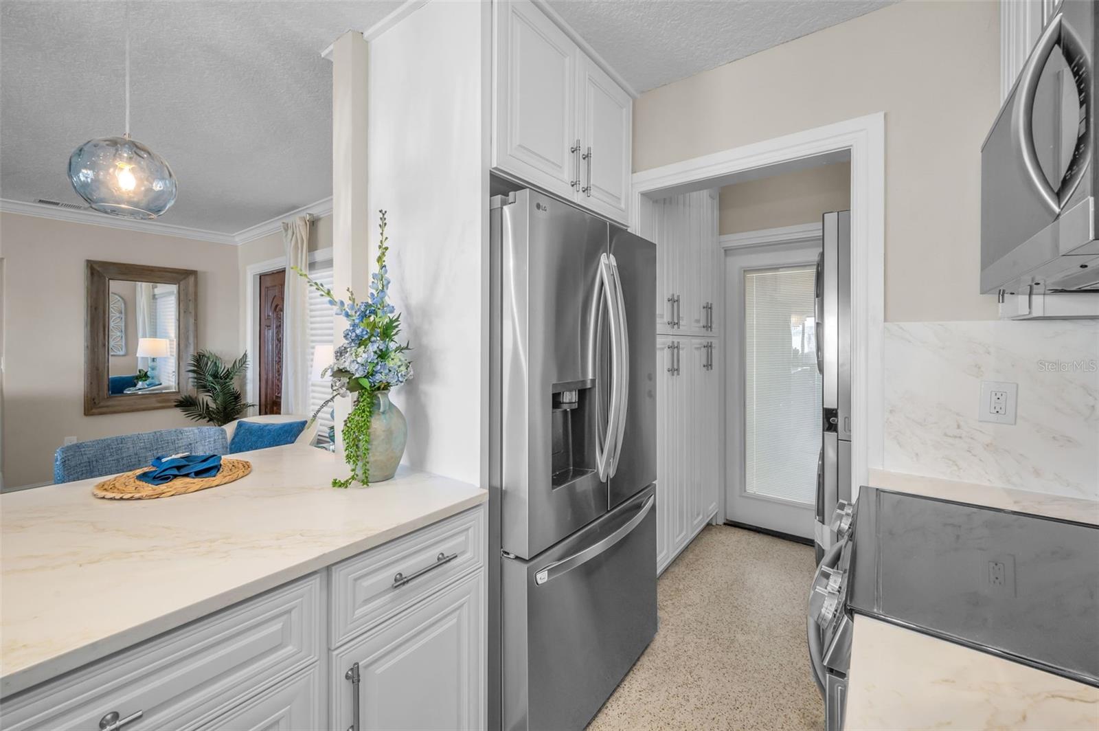 Image 16 of 60 For 52 Pine Circle
