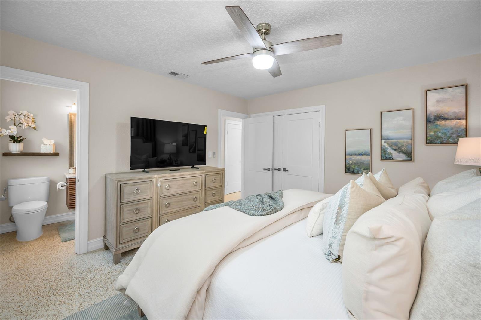 Image 34 of 60 For 52 Pine Circle