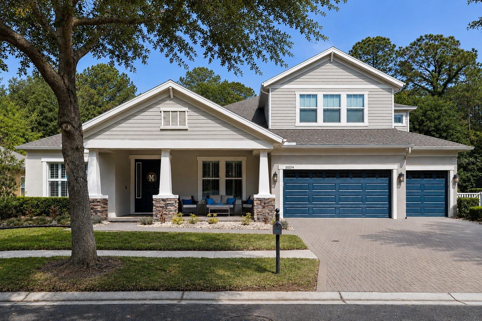 Listing photo id 0 for 20214 Oak Thorn Way