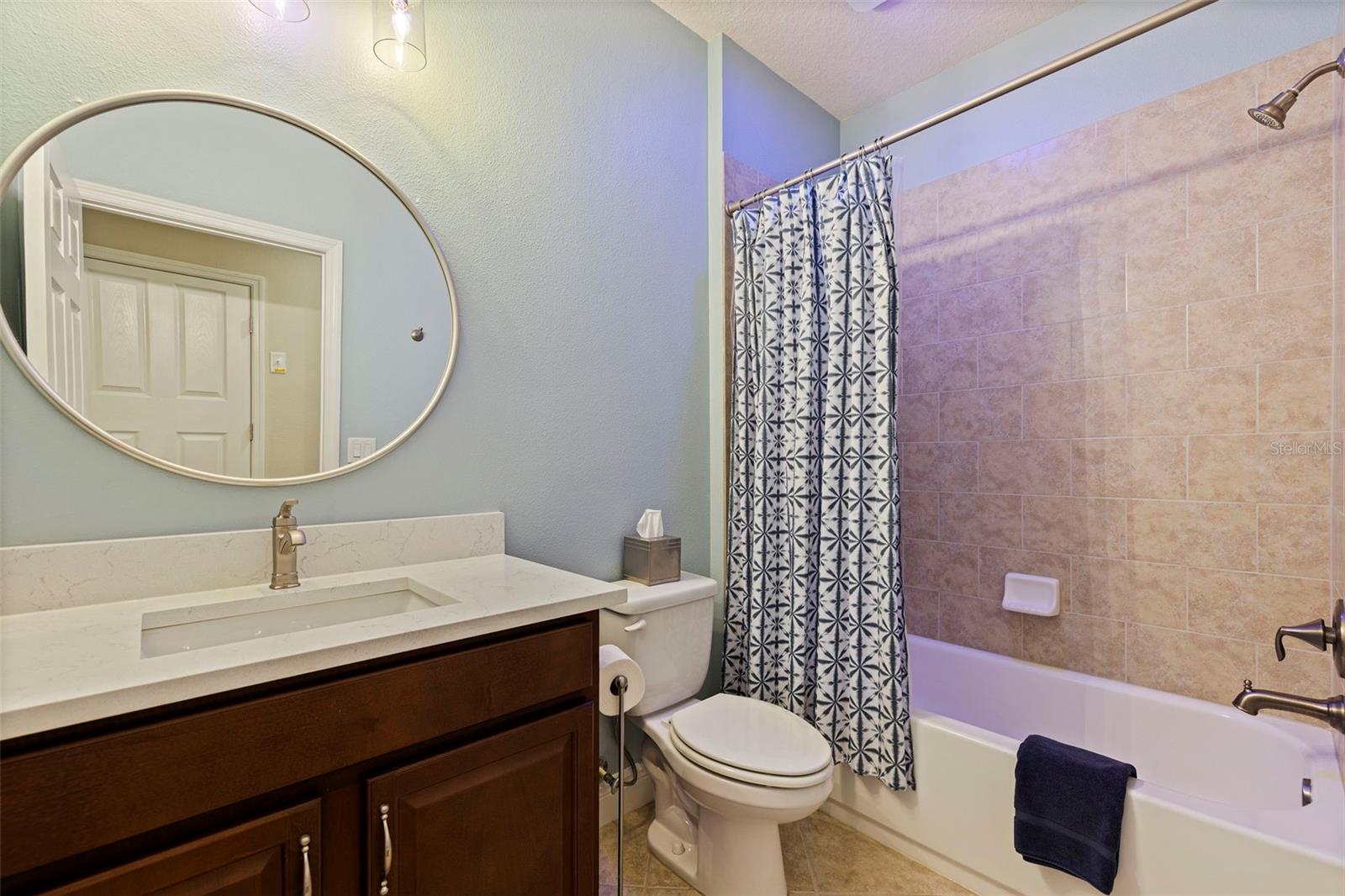Listing photo id 32 for 20214 Oak Thorn Way