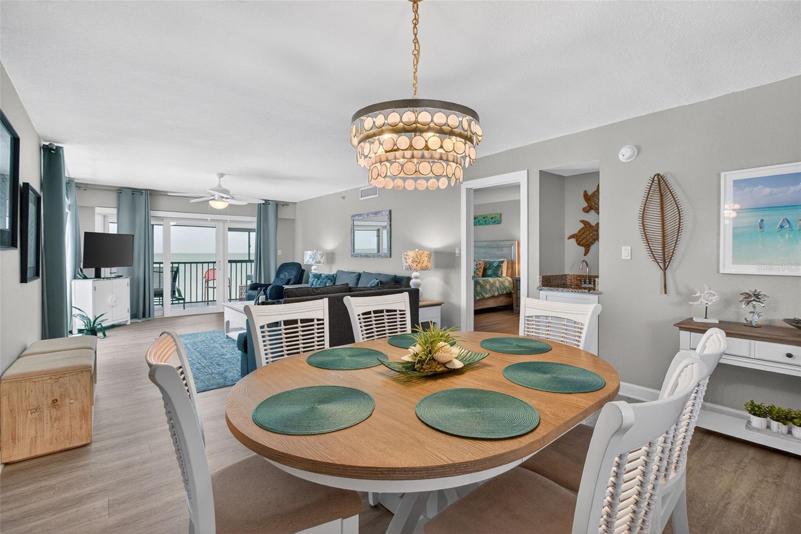 Image 13 of 51 For 14600 Gulf Boulevard 401