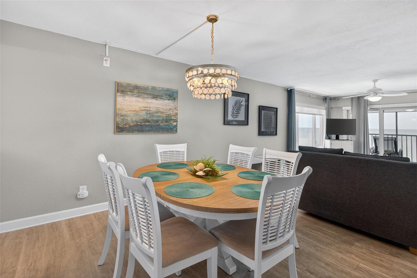 Image 14 of 51 For 14600 Gulf Boulevard 401