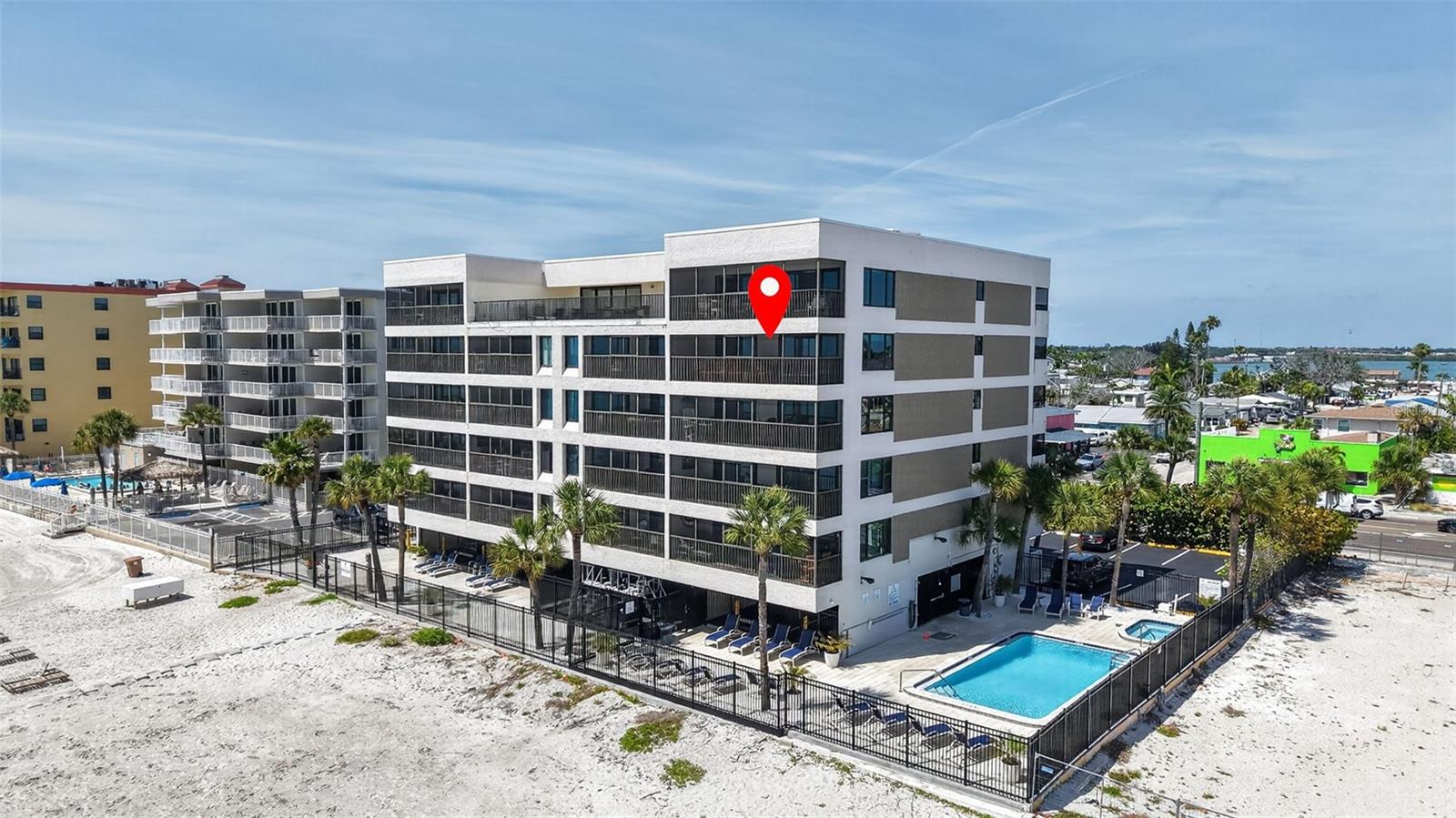 Image 45 of 51 For 14600 Gulf Boulevard 401