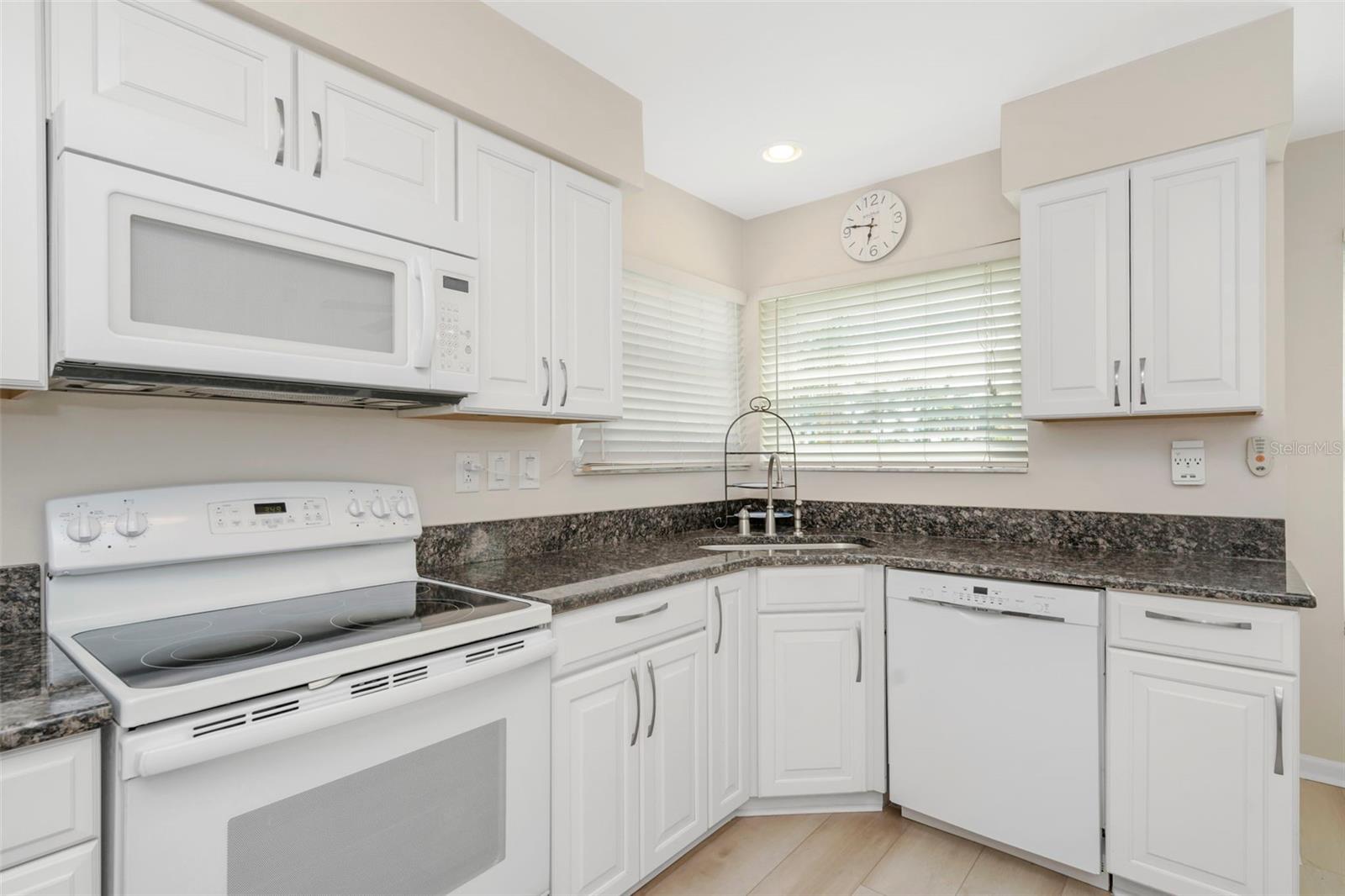 Image 12 of 34 For 6011 Bahia Del Mar Boulevard 256