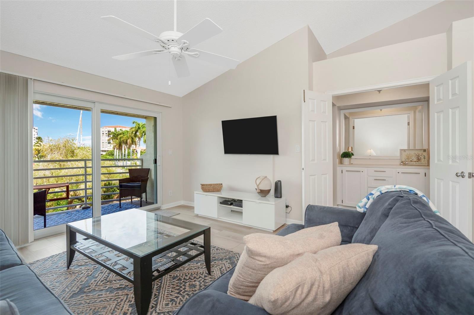 Image 4 of 34 For 6011 Bahia Del Mar Boulevard 256