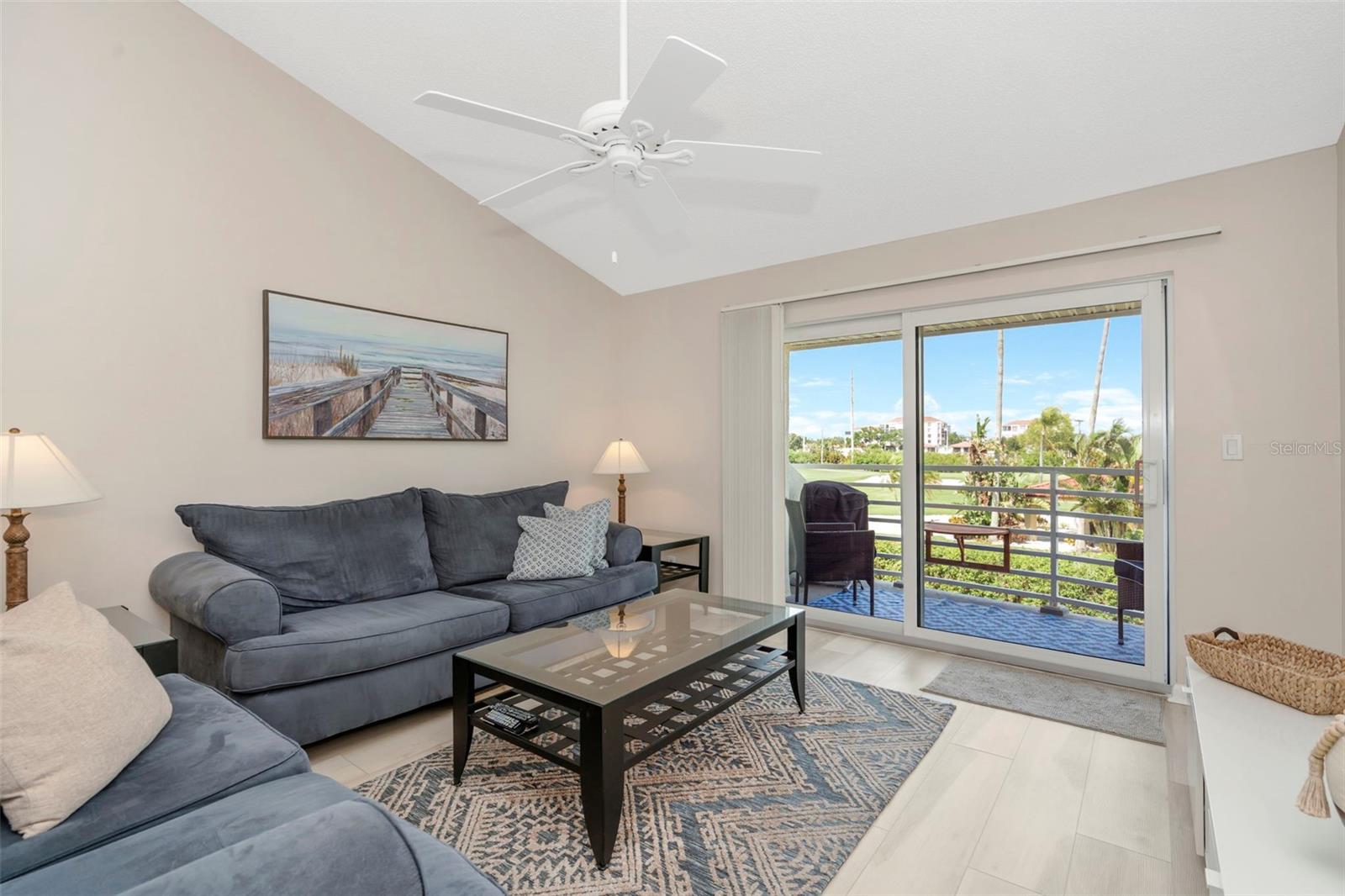 Image 6 of 34 For 6011 Bahia Del Mar Boulevard 256