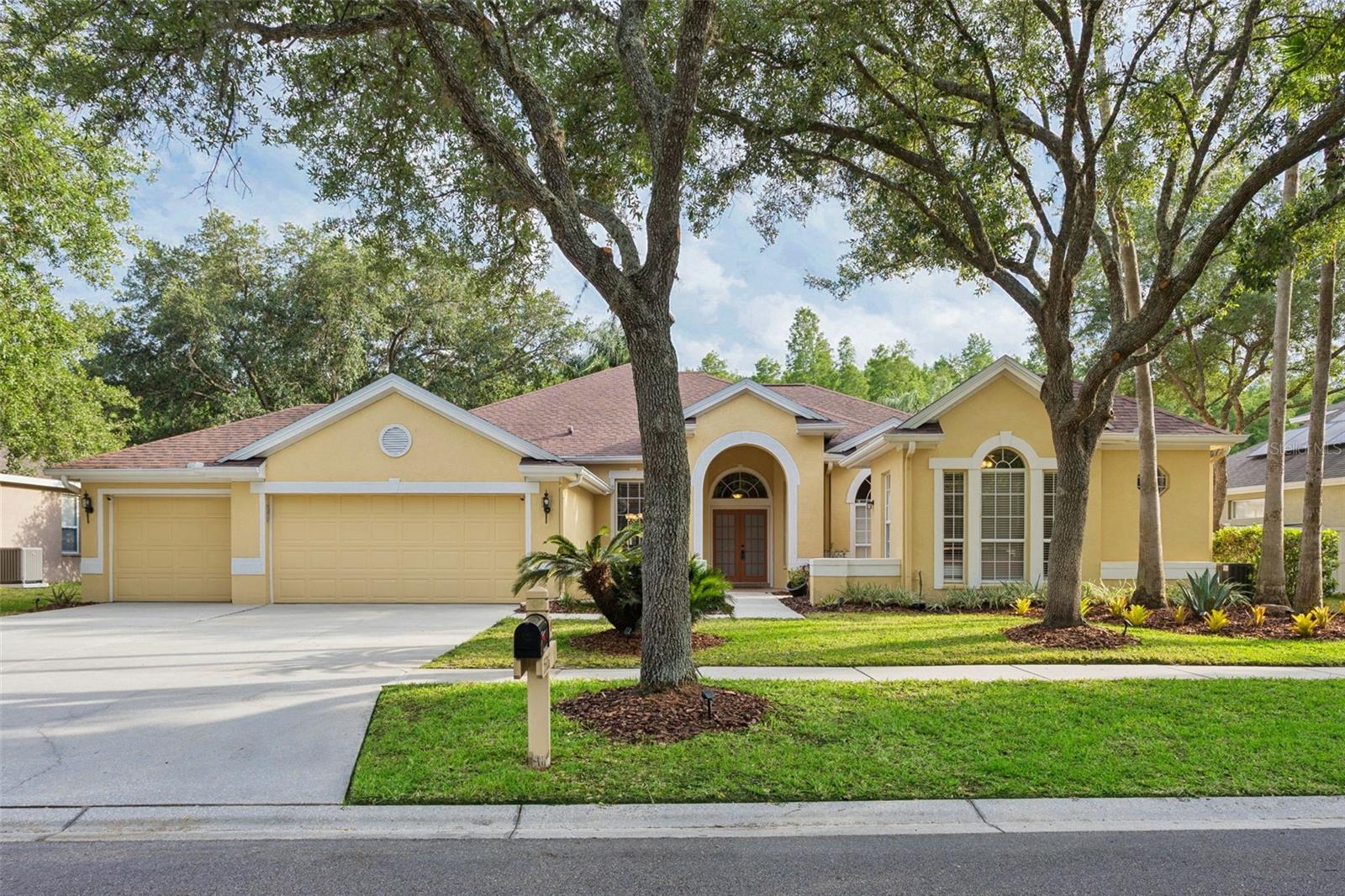 Details for 5306 Reflections Boulevard, LUTZ, FL 33558