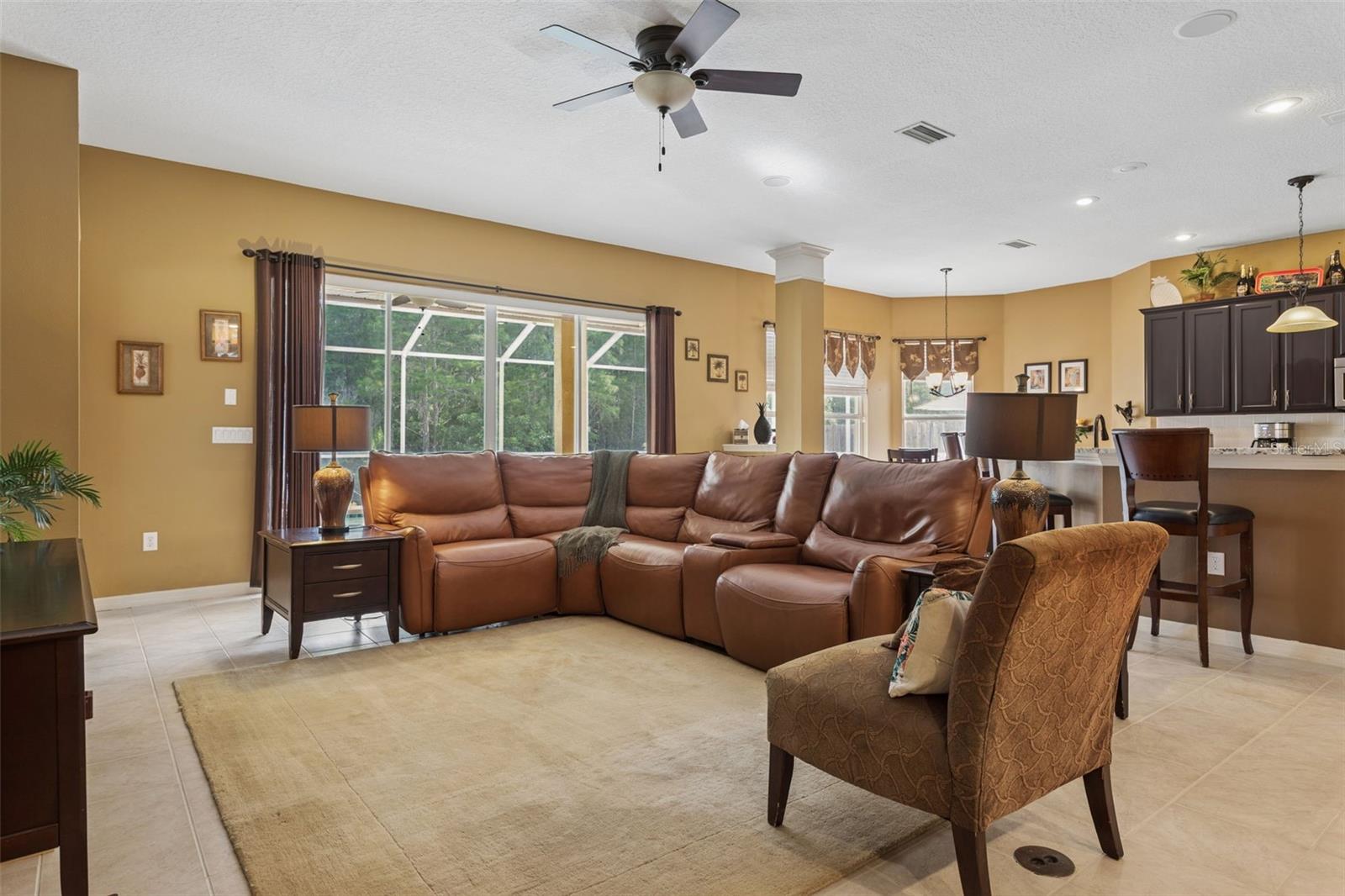 Image 11 of 61 For 5306 Reflections Boulevard