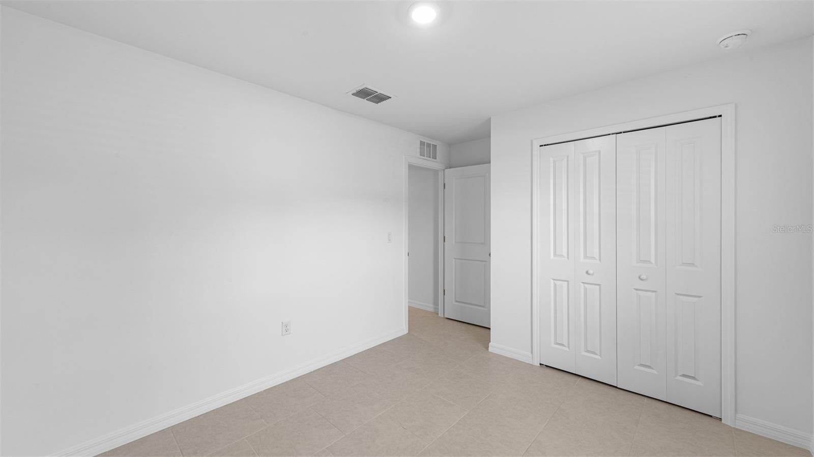 Image 10 of 26 For 21237 Mulberry Avenue