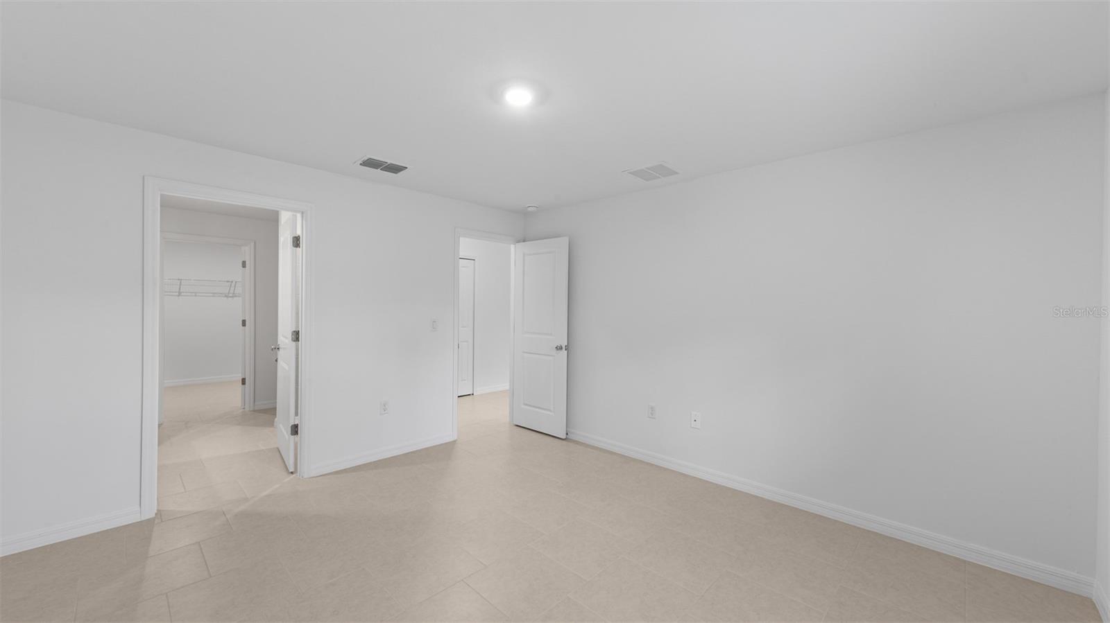 Image 22 of 26 For 21237 Mulberry Avenue