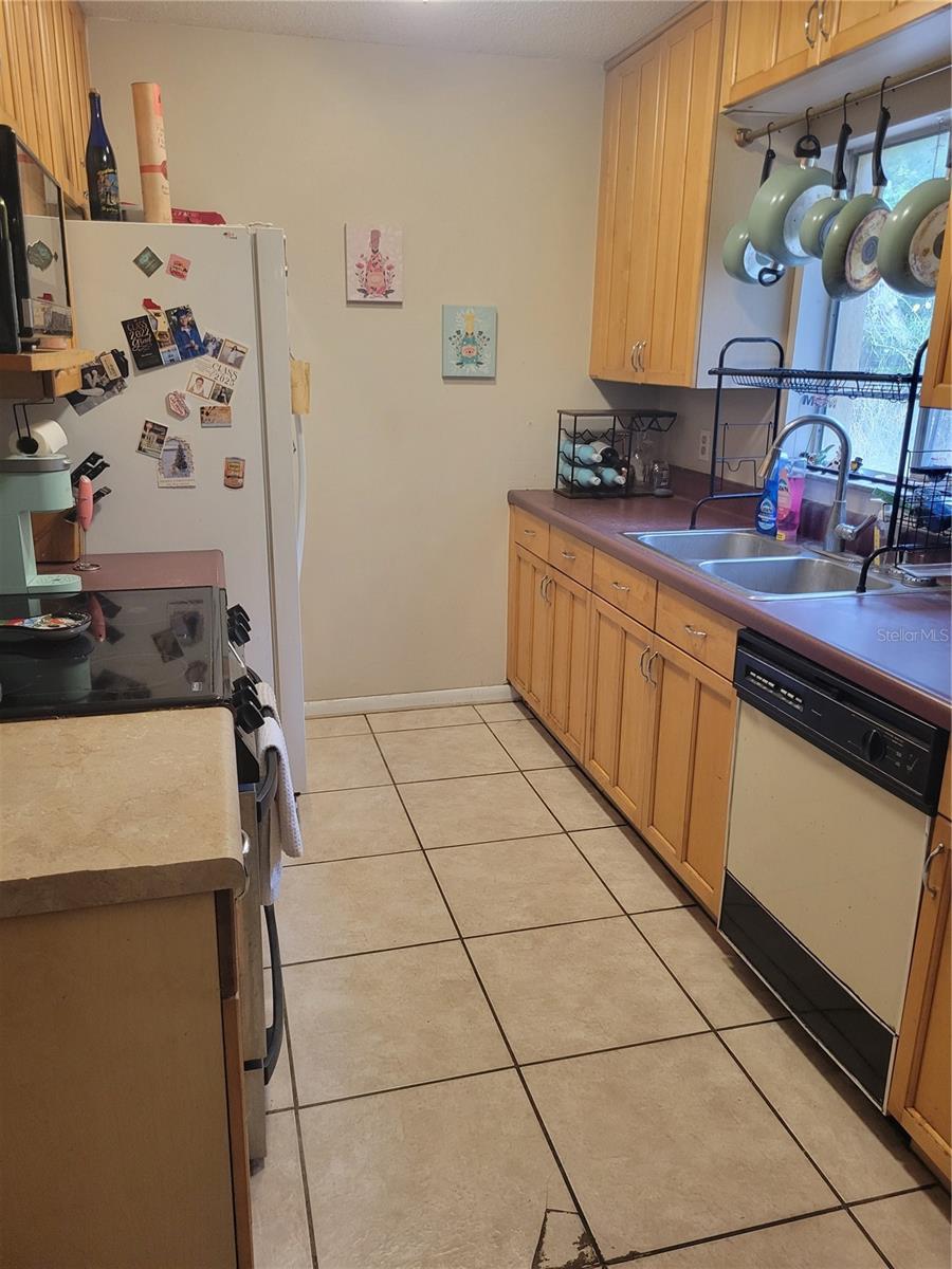 Image 5 of 10 For 9321 91st Street