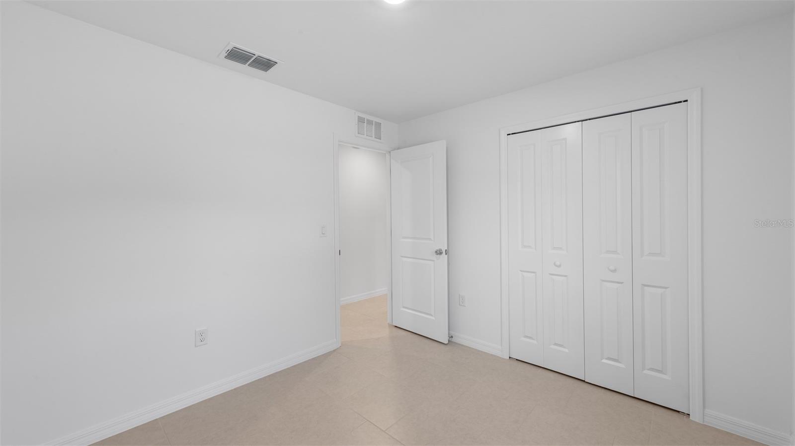 Image 7 of 26 For 377 Atwater Street