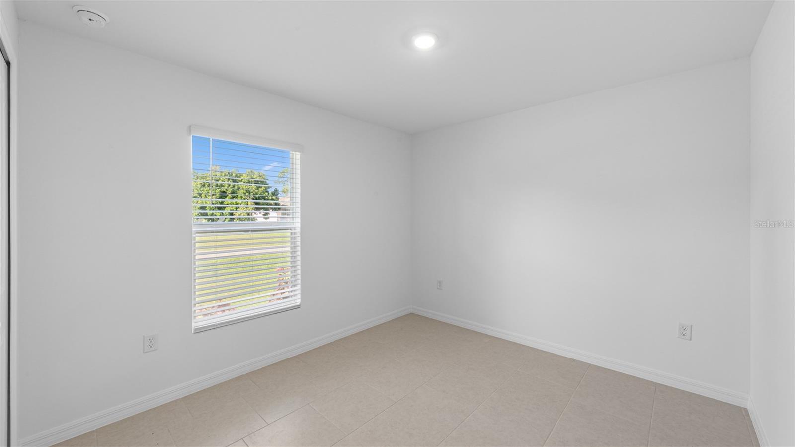 Image 9 of 26 For 377 Atwater Street