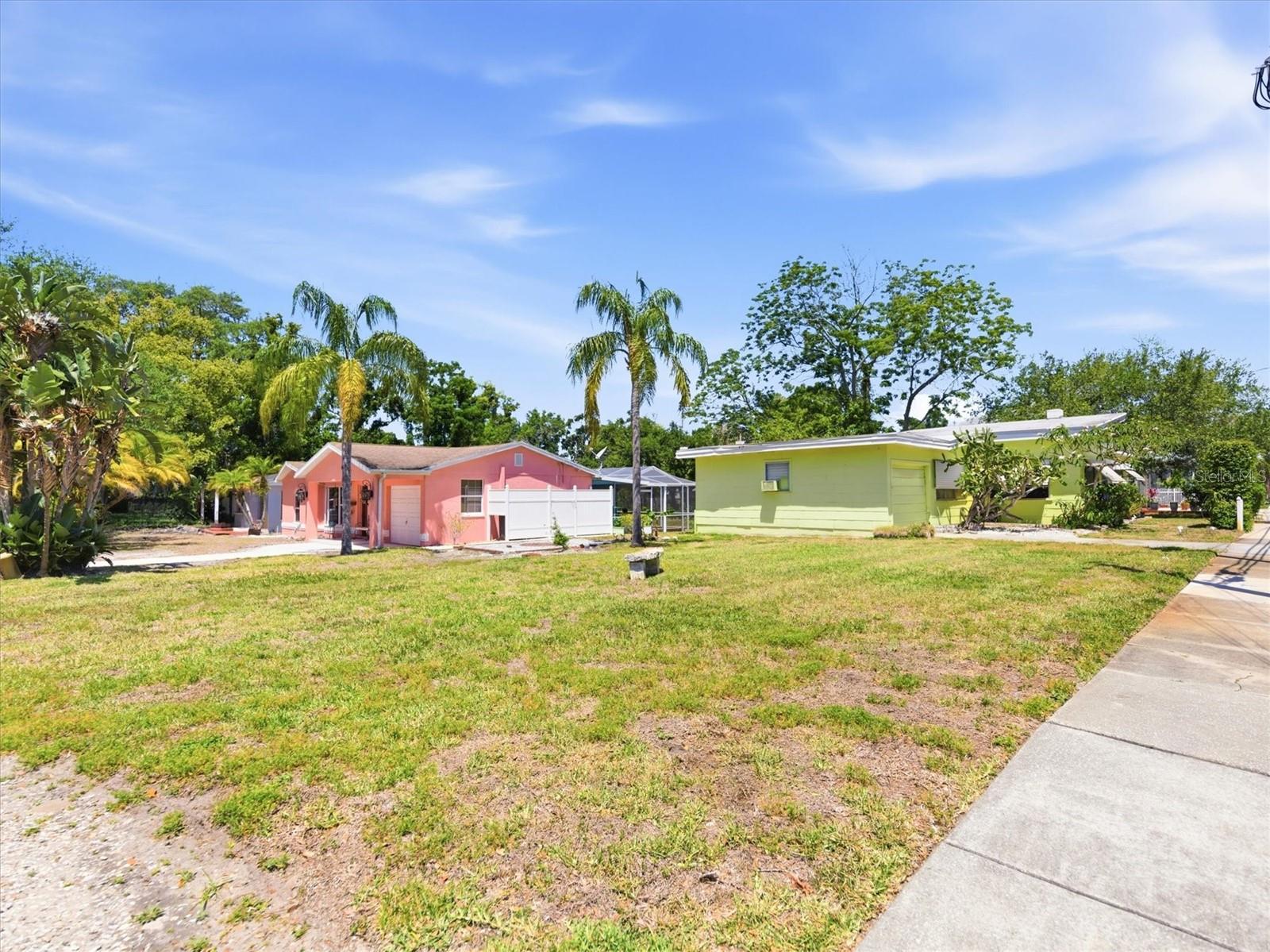 Image 30 of 42 For 515 2nd Street N