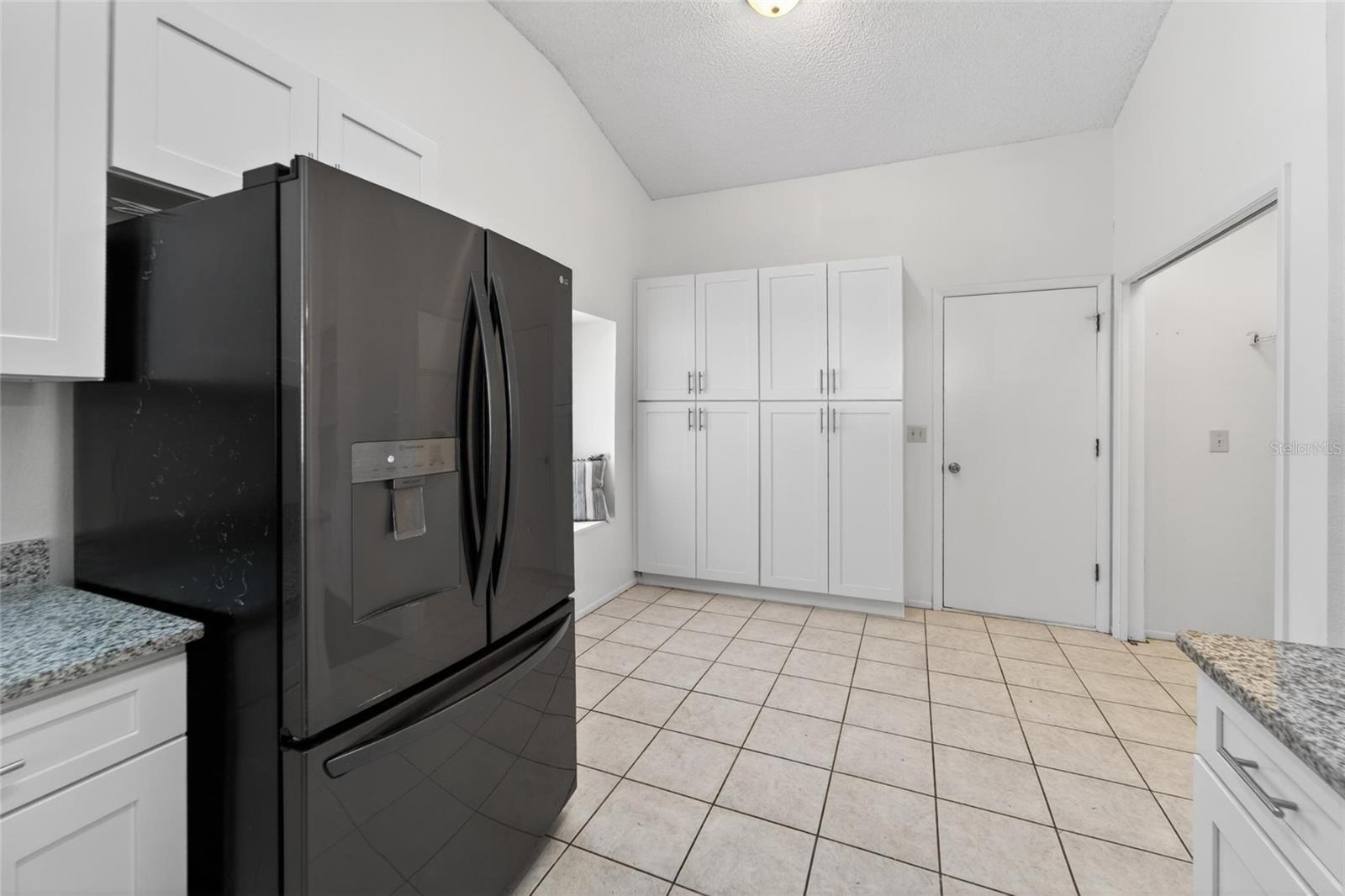 Image 17 of 35 For 12014 Vermillion Way