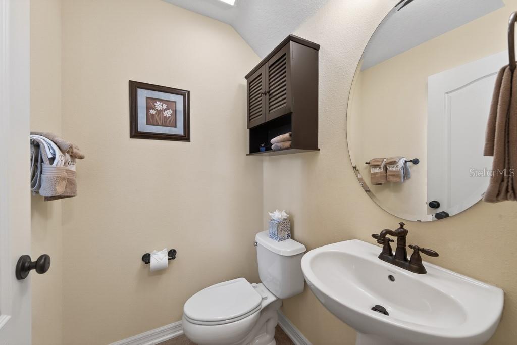 Image 19 of 46 For 2556 Sea Wind Way