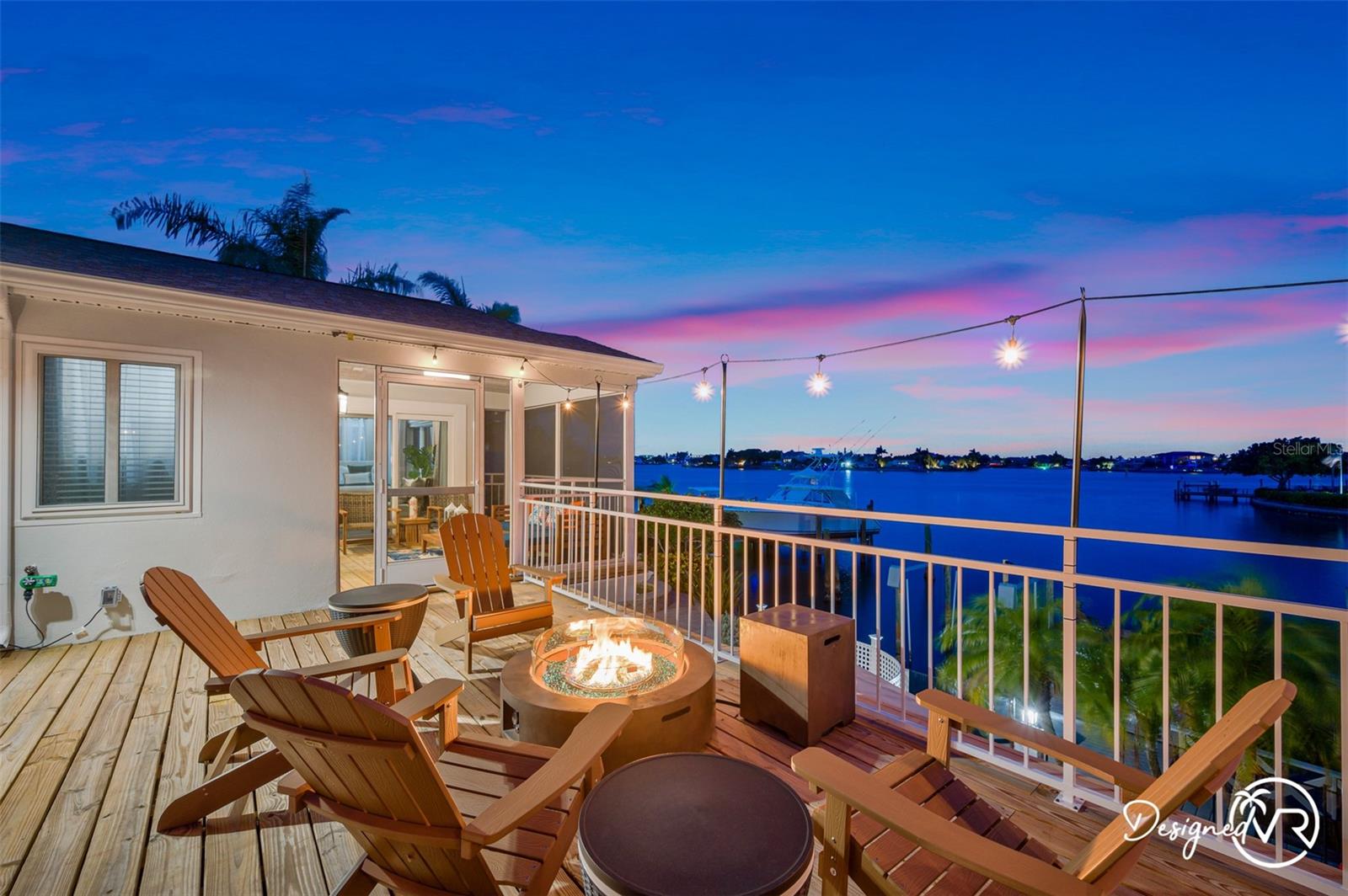 Image 13 of 100 For 4545 Harbor Hills Drive