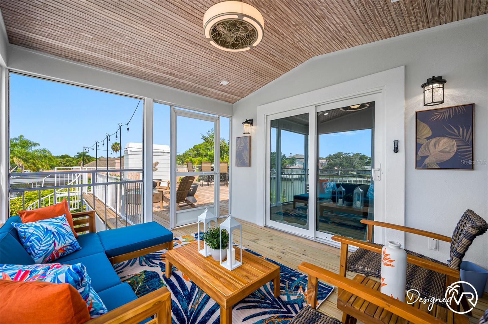 Image 33 of 100 For 4545 Harbor Hills Drive