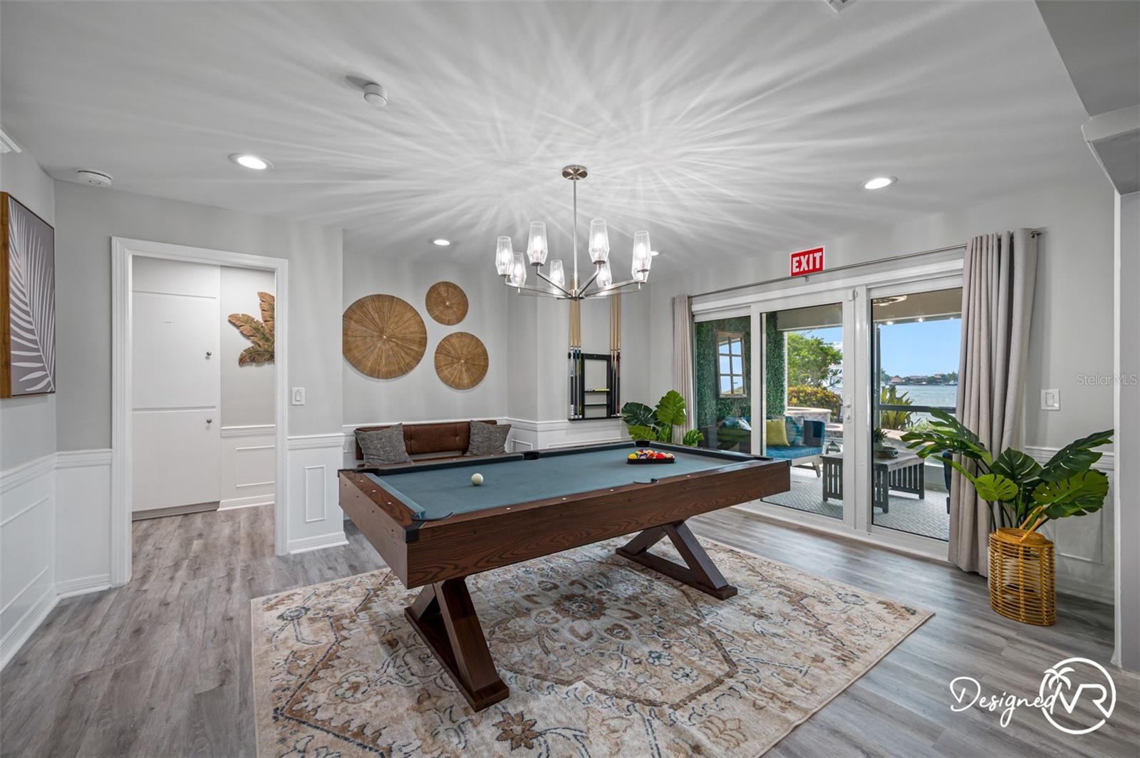Image 43 of 100 For 4545 Harbor Hills Drive