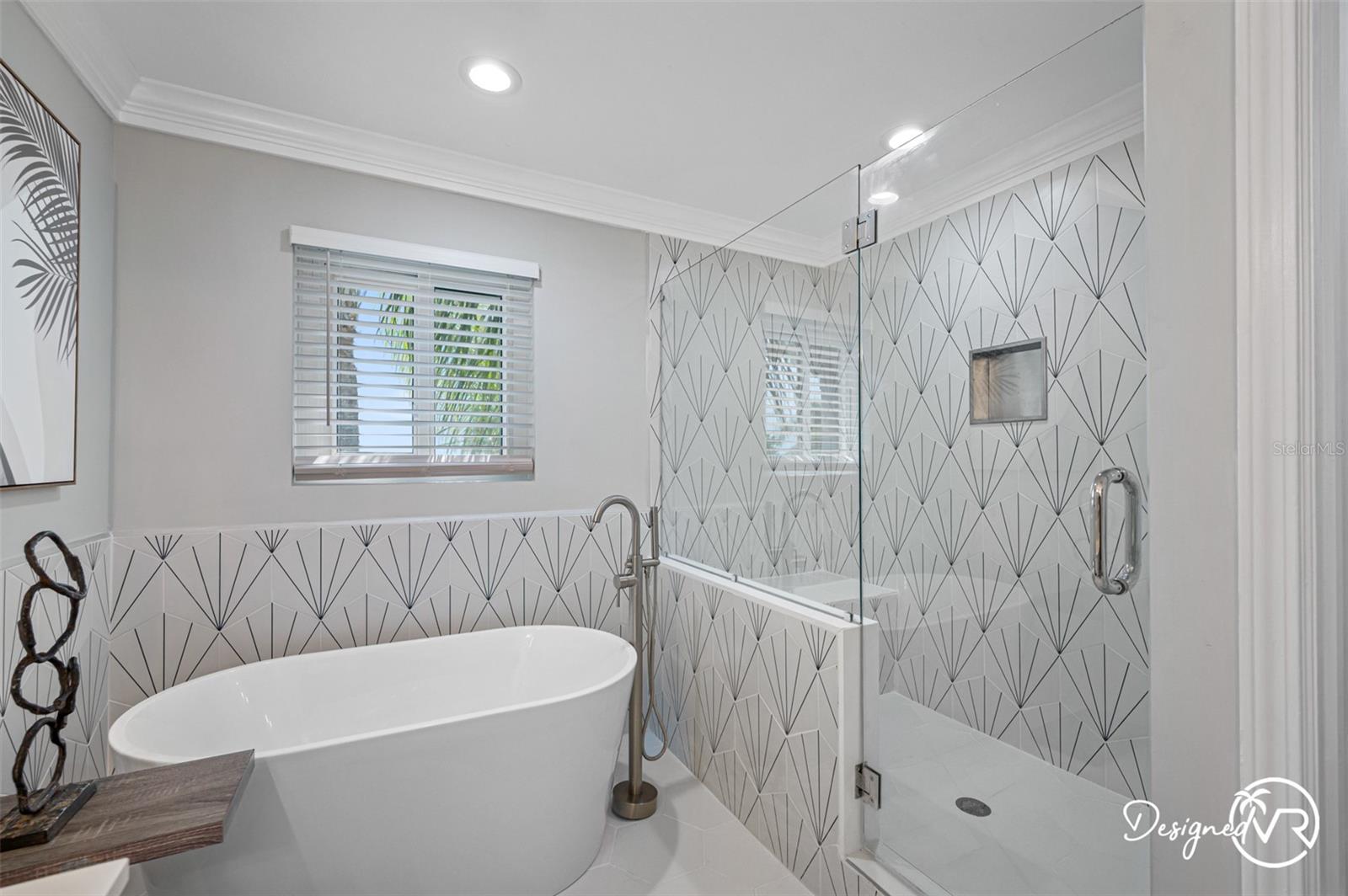 Image 83 of 100 For 4545 Harbor Hills Drive