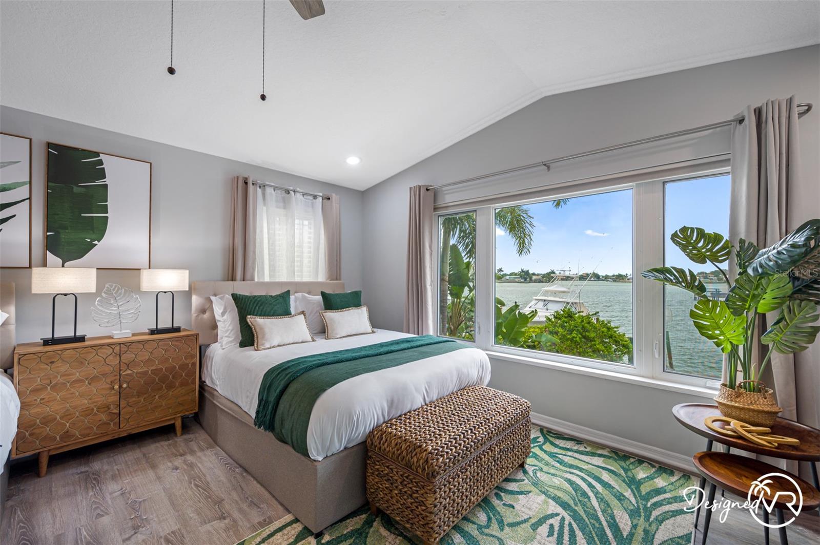 Image 89 of 100 For 4545 Harbor Hills Drive