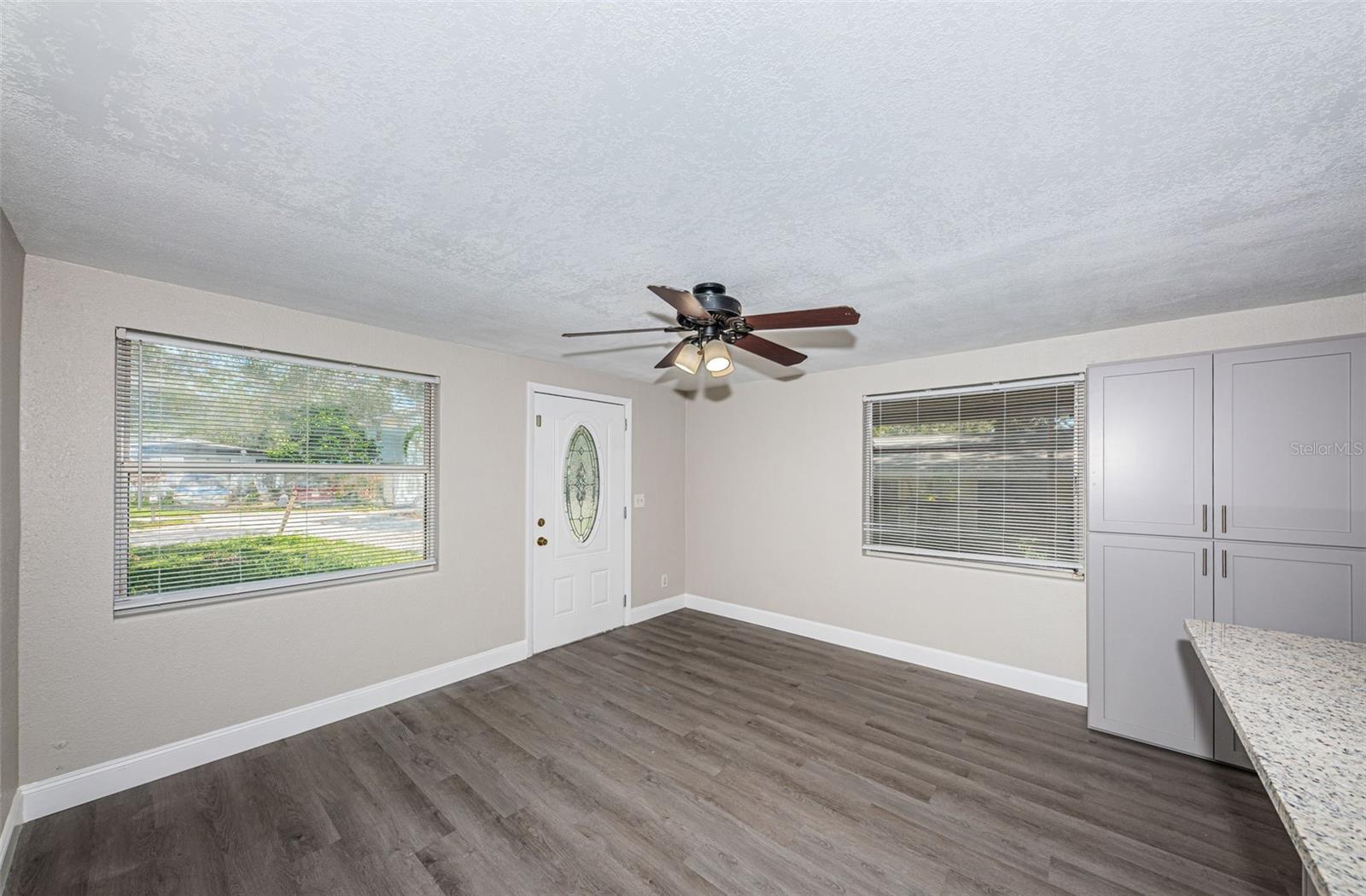 Image 10 of 30 For 705 3rd Avenue Ne C