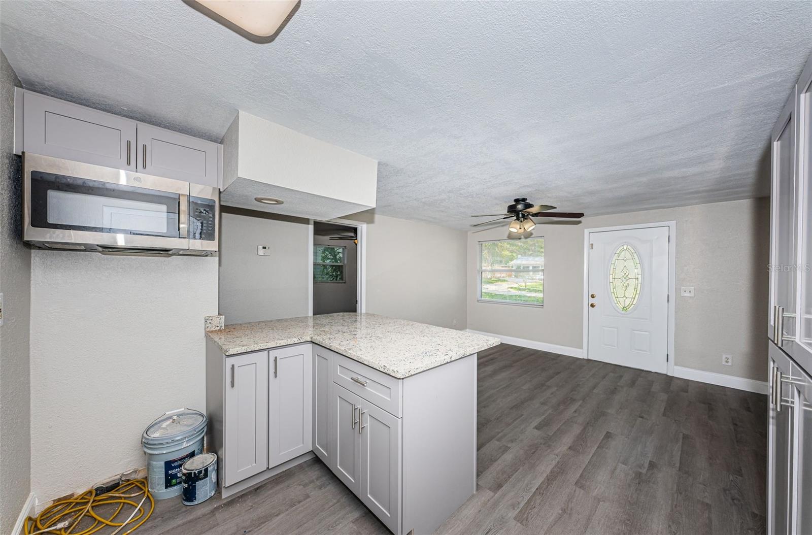 Image 15 of 30 For 705 3rd Avenue Ne C