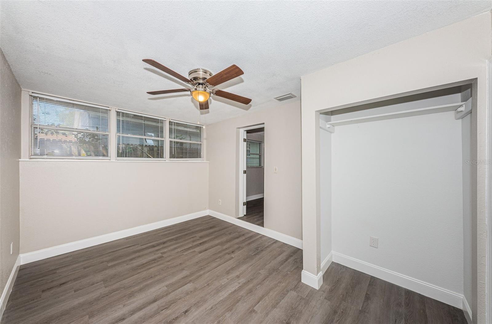 Image 19 of 30 For 705 3rd Avenue Ne C