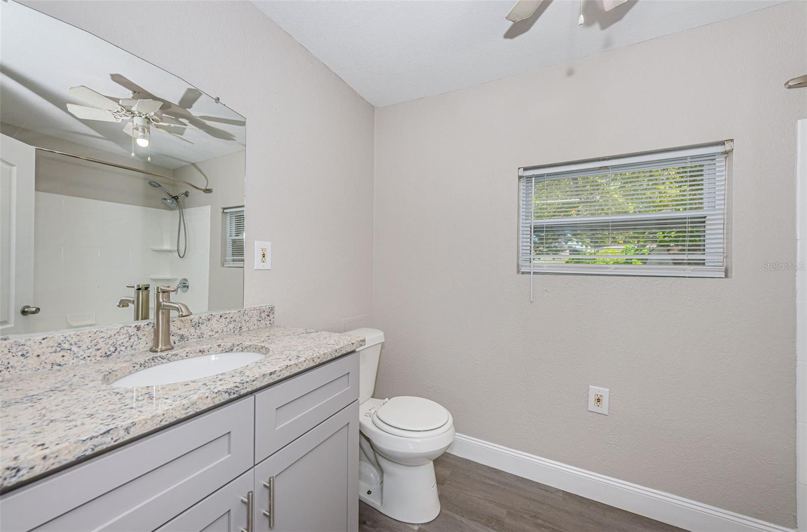 Image 23 of 30 For 705 3rd Avenue Ne C